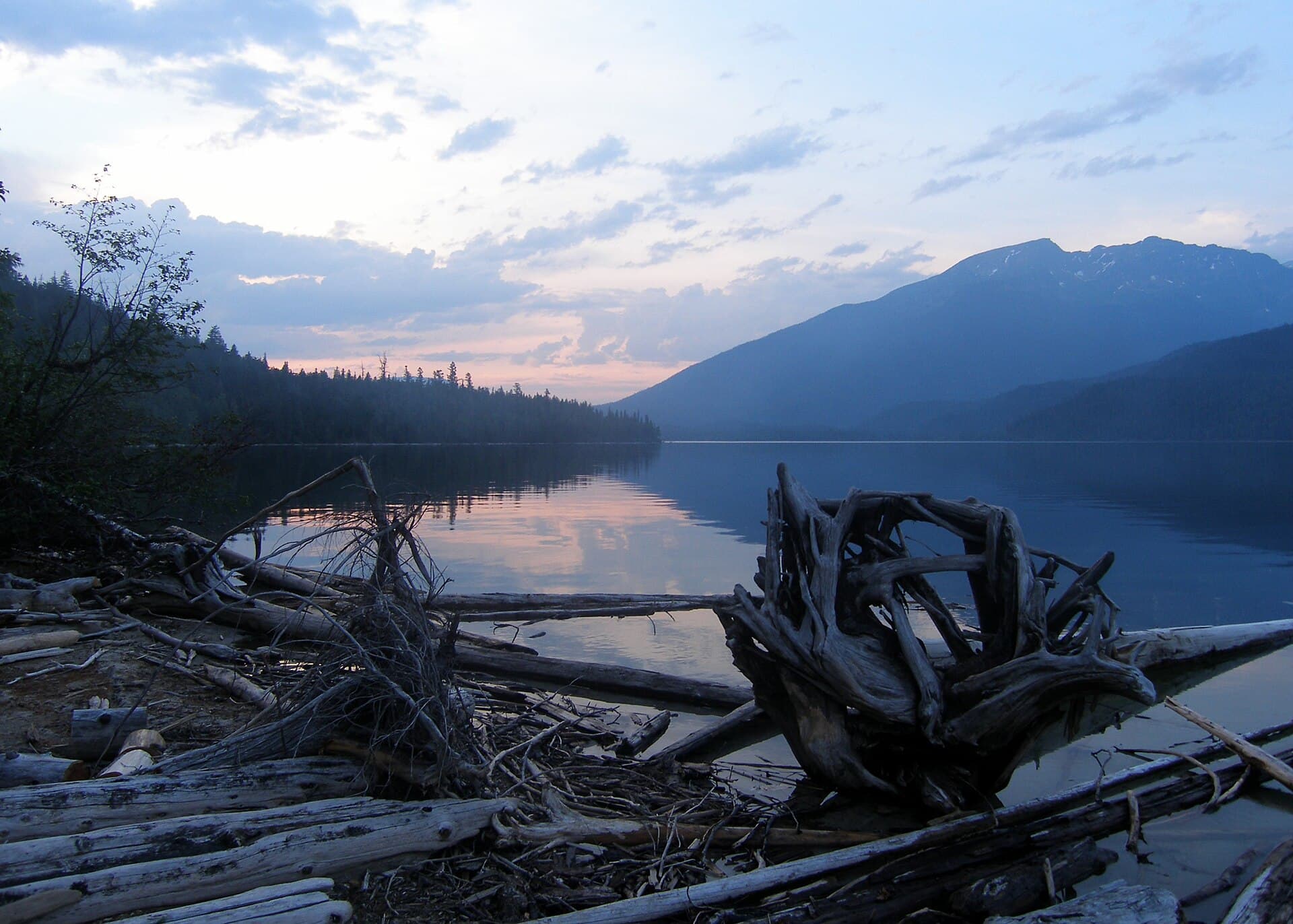 Clearwater Lake: Turquoise Waters and Wilderness Adventures in Wells Gray Provincial Park