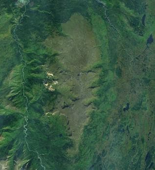 Heart Peaks: A Remote Volcanic Adventure in Northern British Columbia