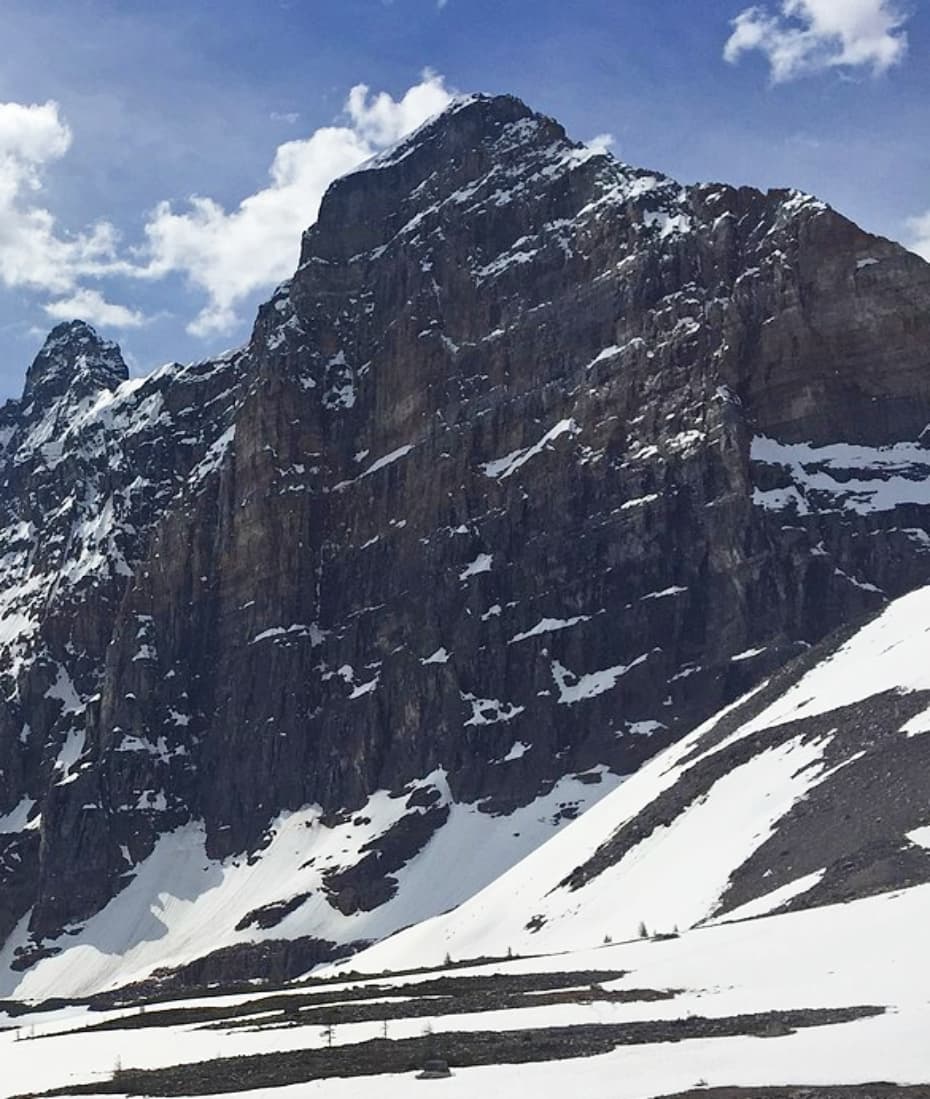 Neptuak Mountain: Hiking and Panoramic Views in Yoho National Park