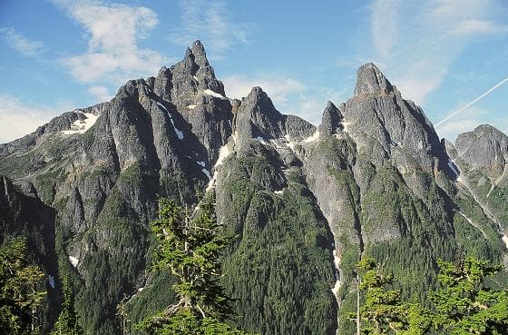 Victoria Peak: Hiking British Columbia’s Remote Strathcona Summit