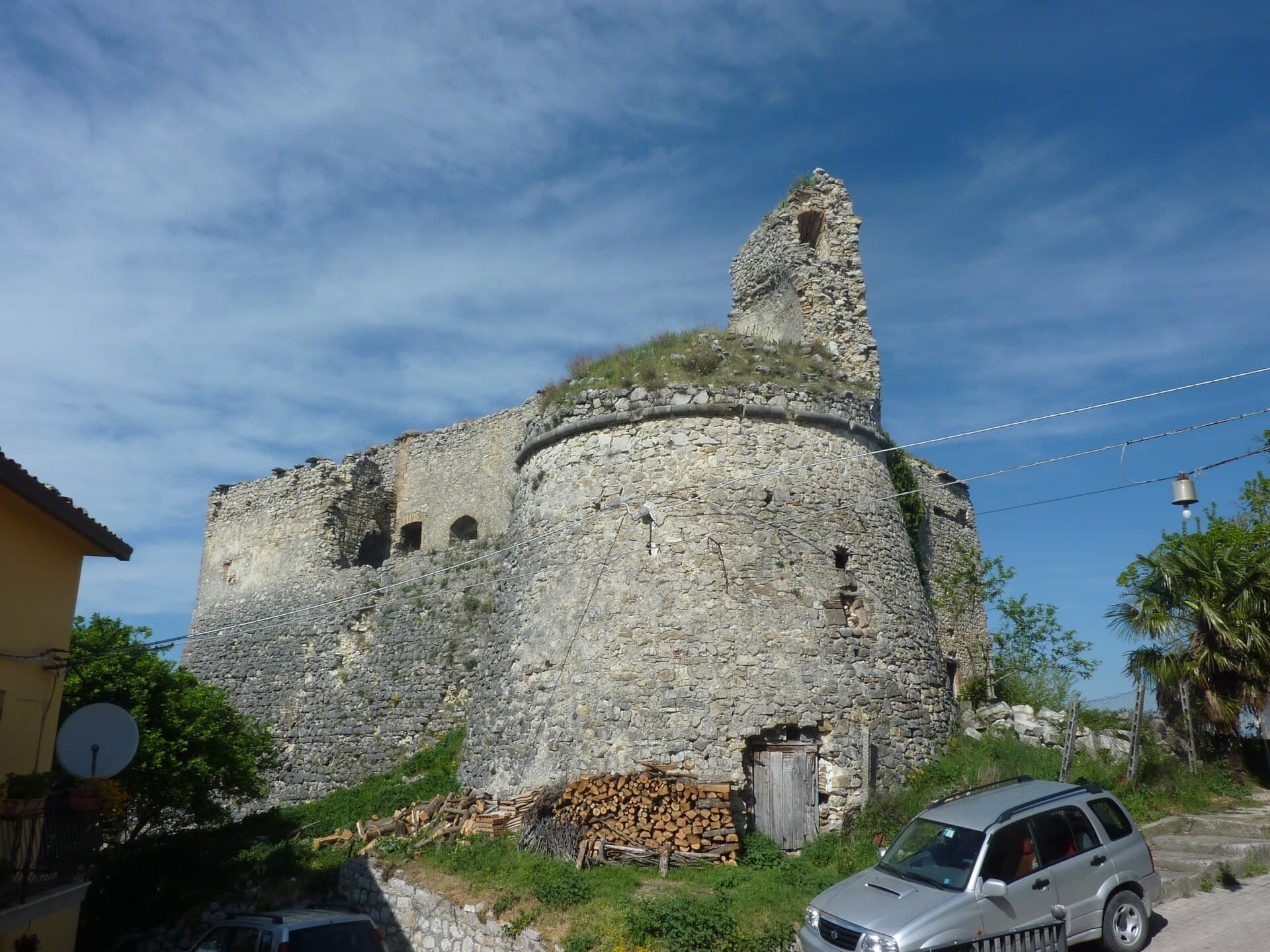 Baronial Palace of Archi: Exploring Abruzzo’s Historic Castle