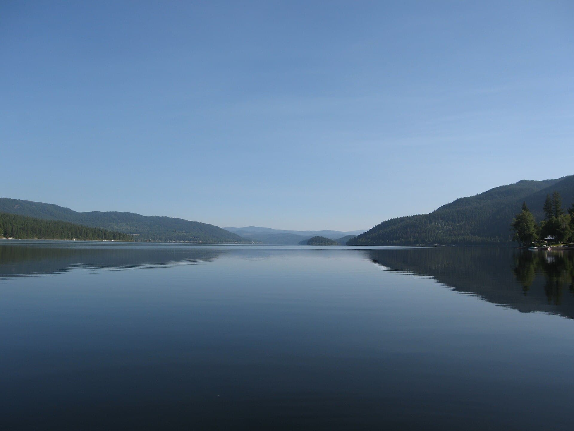 Canim Lake: Pristine Waters and Wilderness Adventures in British Columbia’s Cariboo