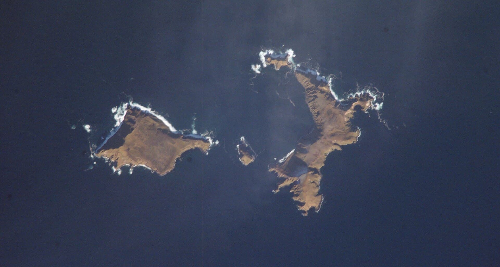 Davidof Island: Remote Wilderness in Alaska’s Aleutian Chain