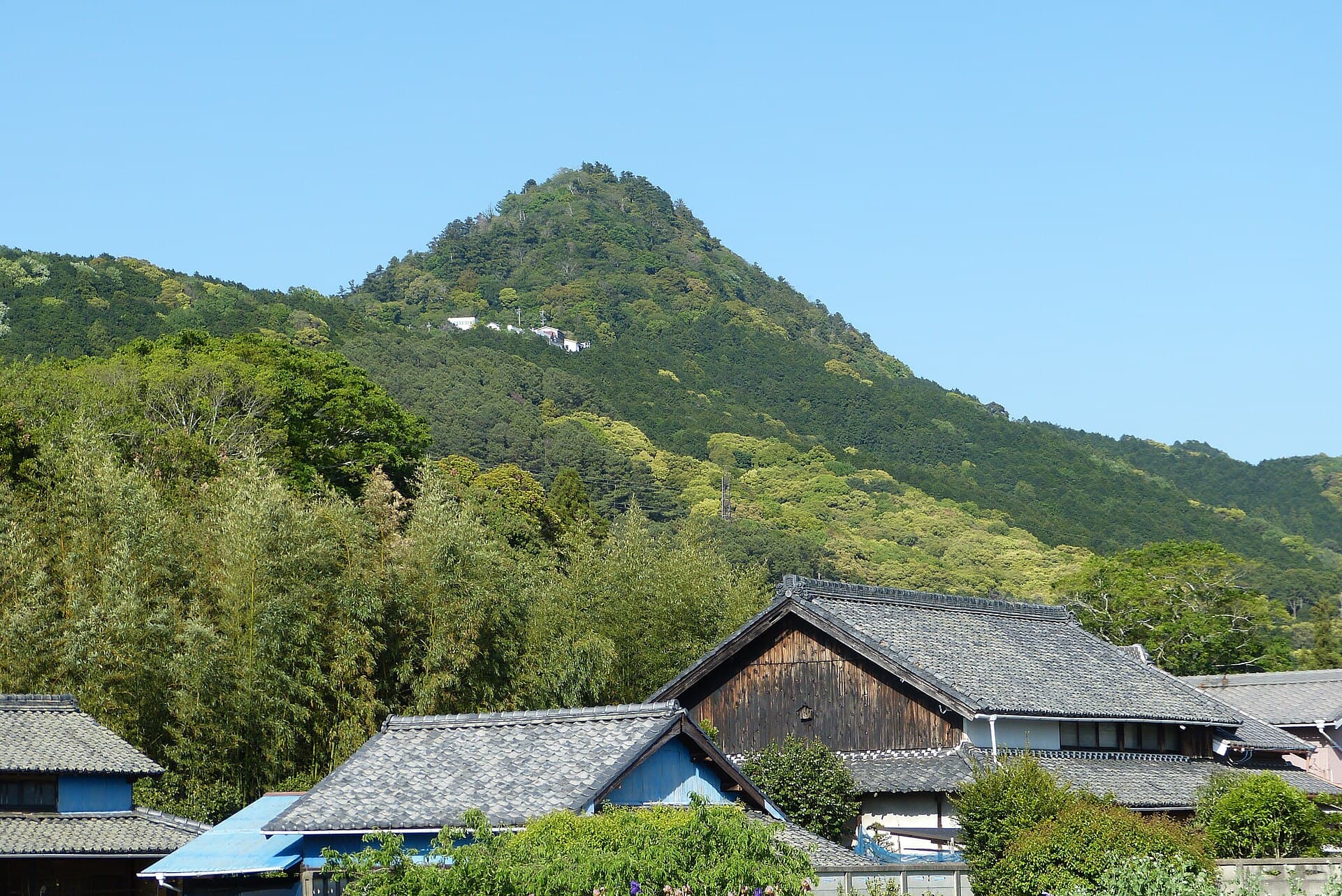 Mount Ishimaki: Hiking Aichi’s Quiet Peak Near Toyohashi