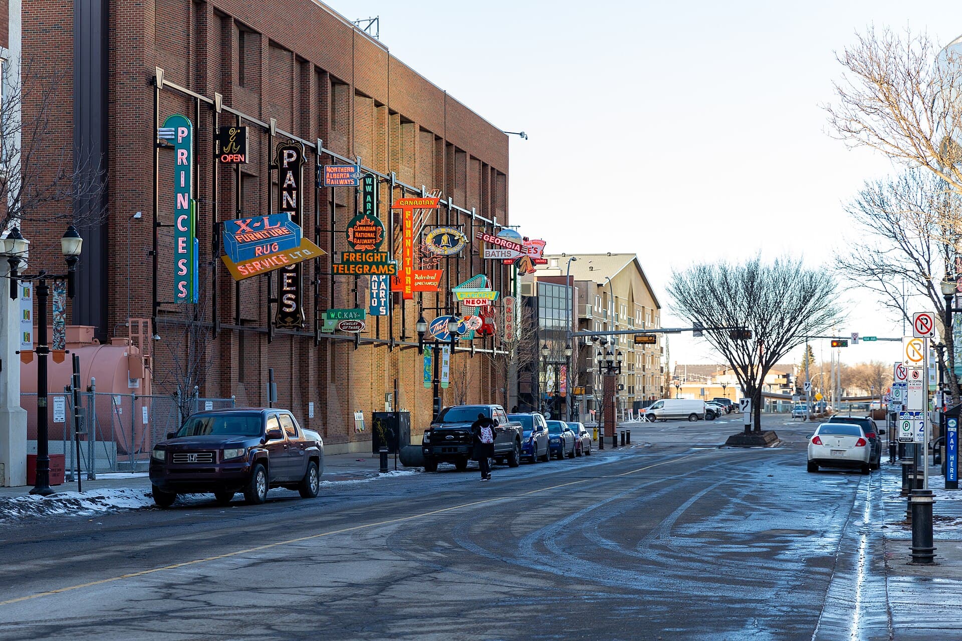 Neon Sign Museum: Edmonton’s Glowing Collection of Historic Signs