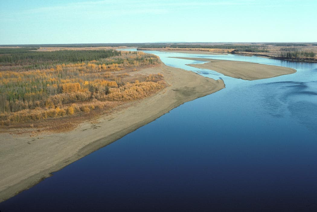 Porcupine River: Wilderness Paddling in Remote Alaska and Yukon