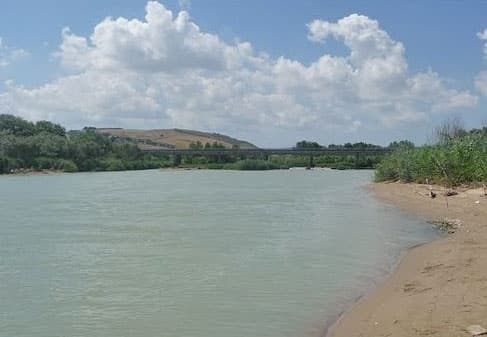 Trigno River: Hiking, Kayaking and Village Life in Abruzzo