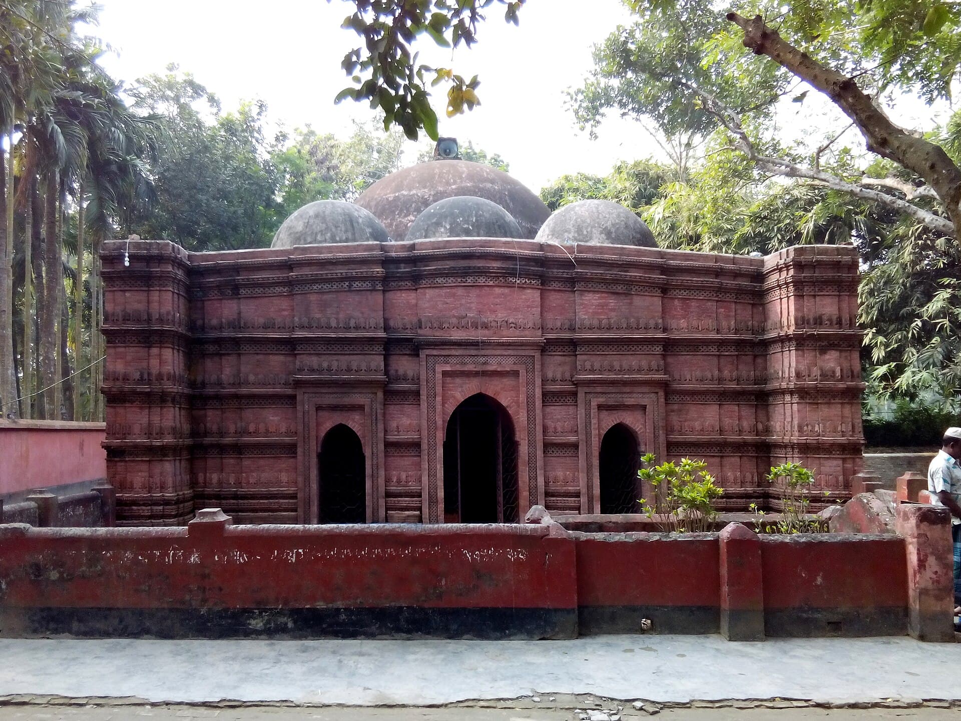 Gorar Mosque: A Medieval Archaeological Treasure in Kaliganj