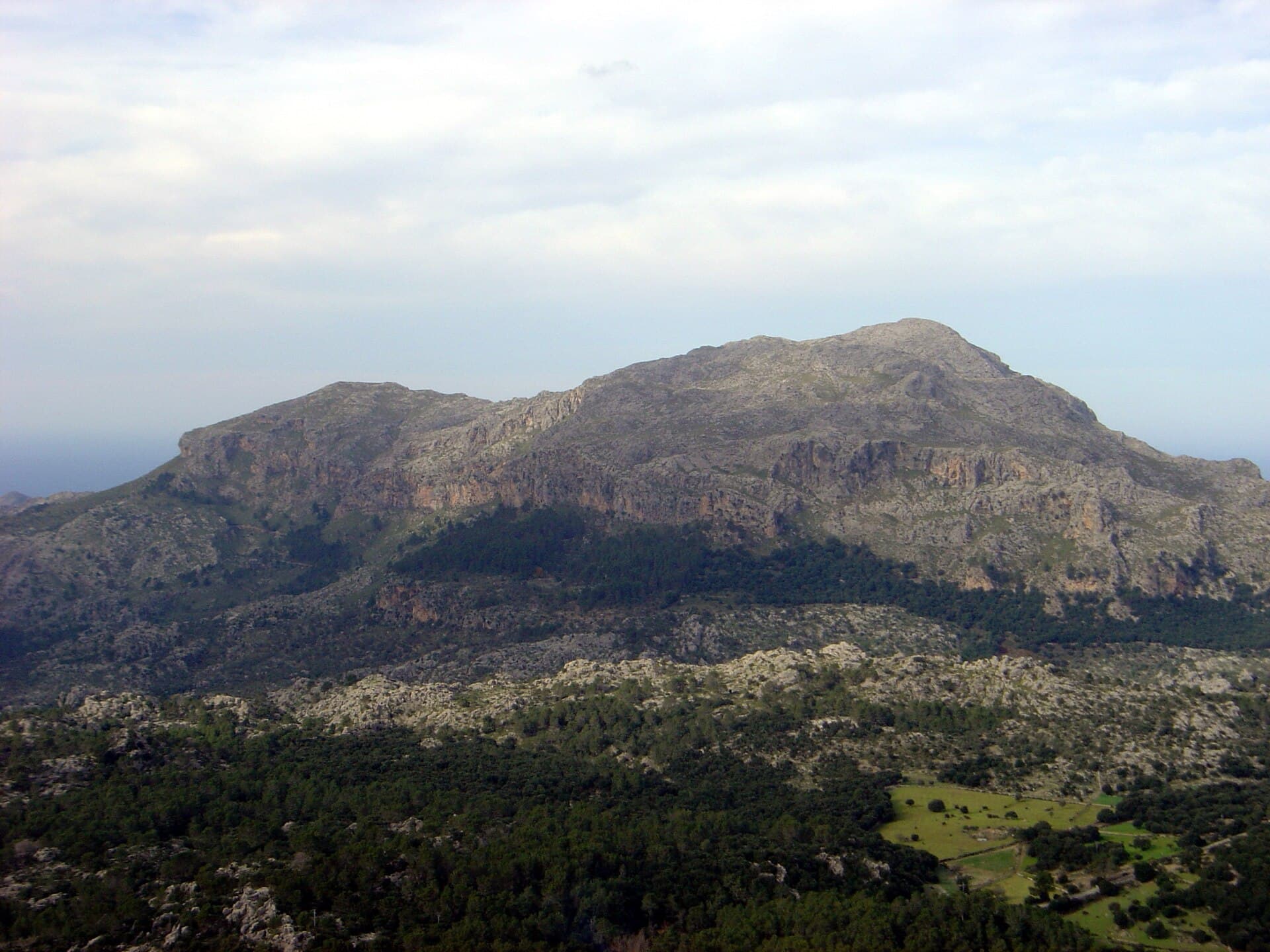 Puig Roig: Hiking Mallorca’s Quiet Tramuntana Summit
