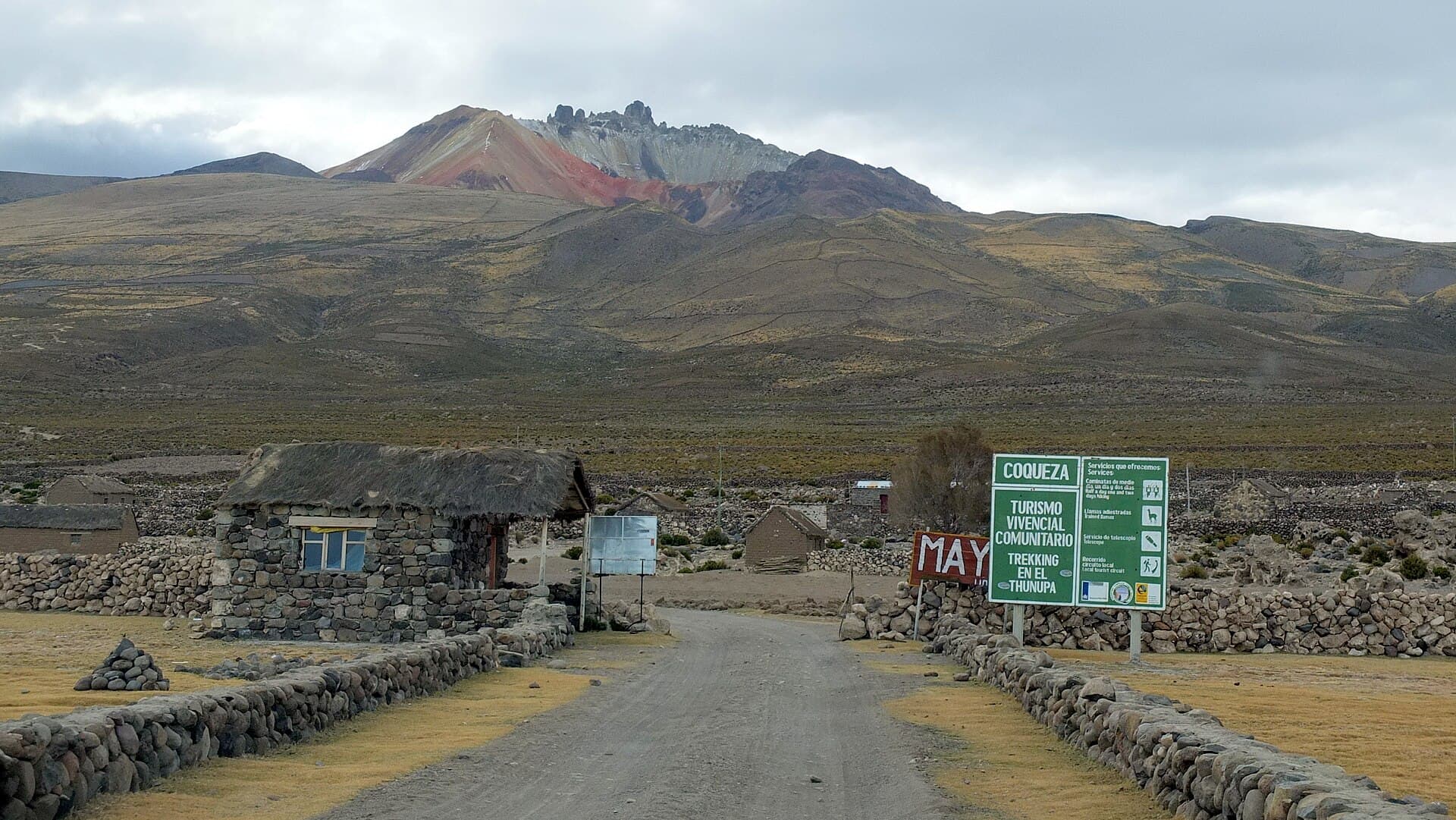 Tunupa Volcano: Hiking Bolivia’s Striking Andean Peak Near Salar de Uyuni
