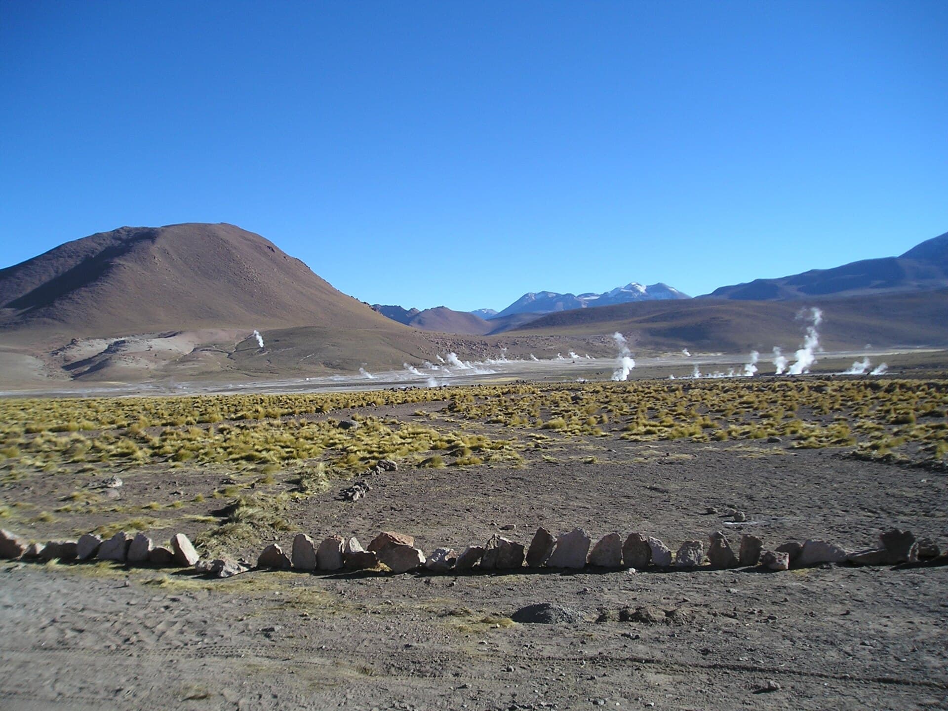 Linzor: Scaling Bolivia’s Remote Andean Volcano in Sur Lípez