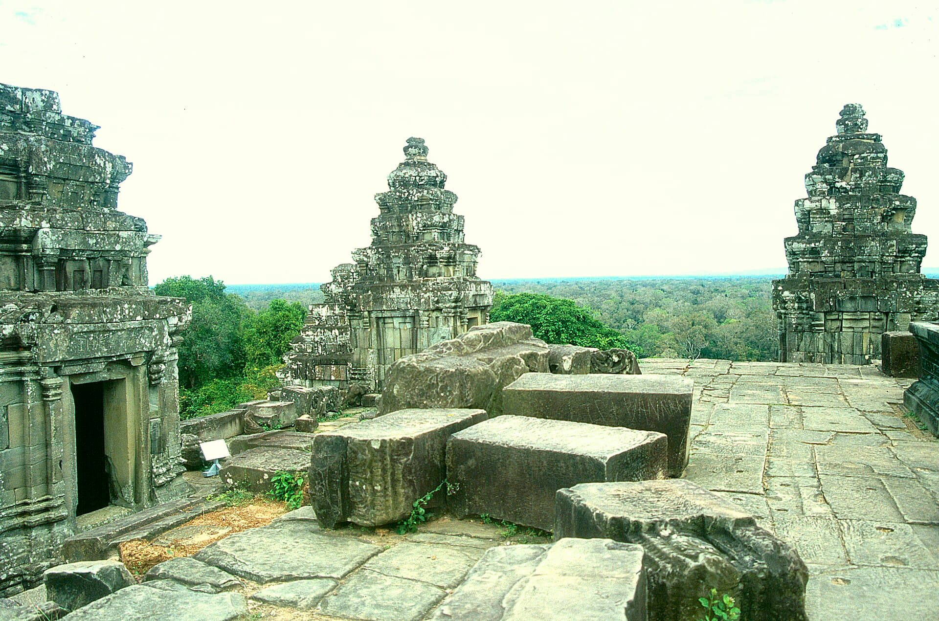 Yasodharapura: Exploring the Ancient Khmer Capital at Angkor