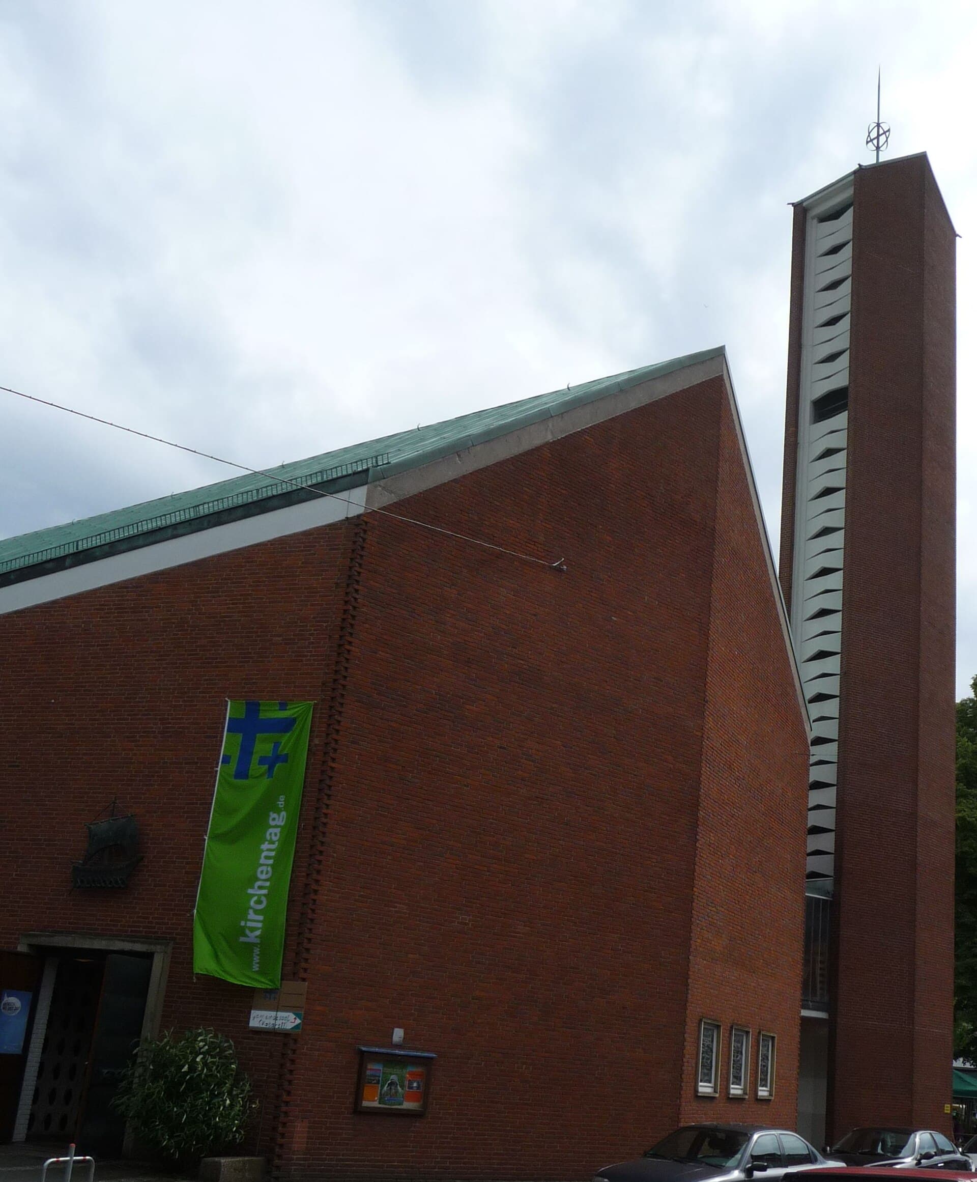 St.-Pauli-Kirche: Bremen’s Neo-Gothic Landmark in the Neustadt