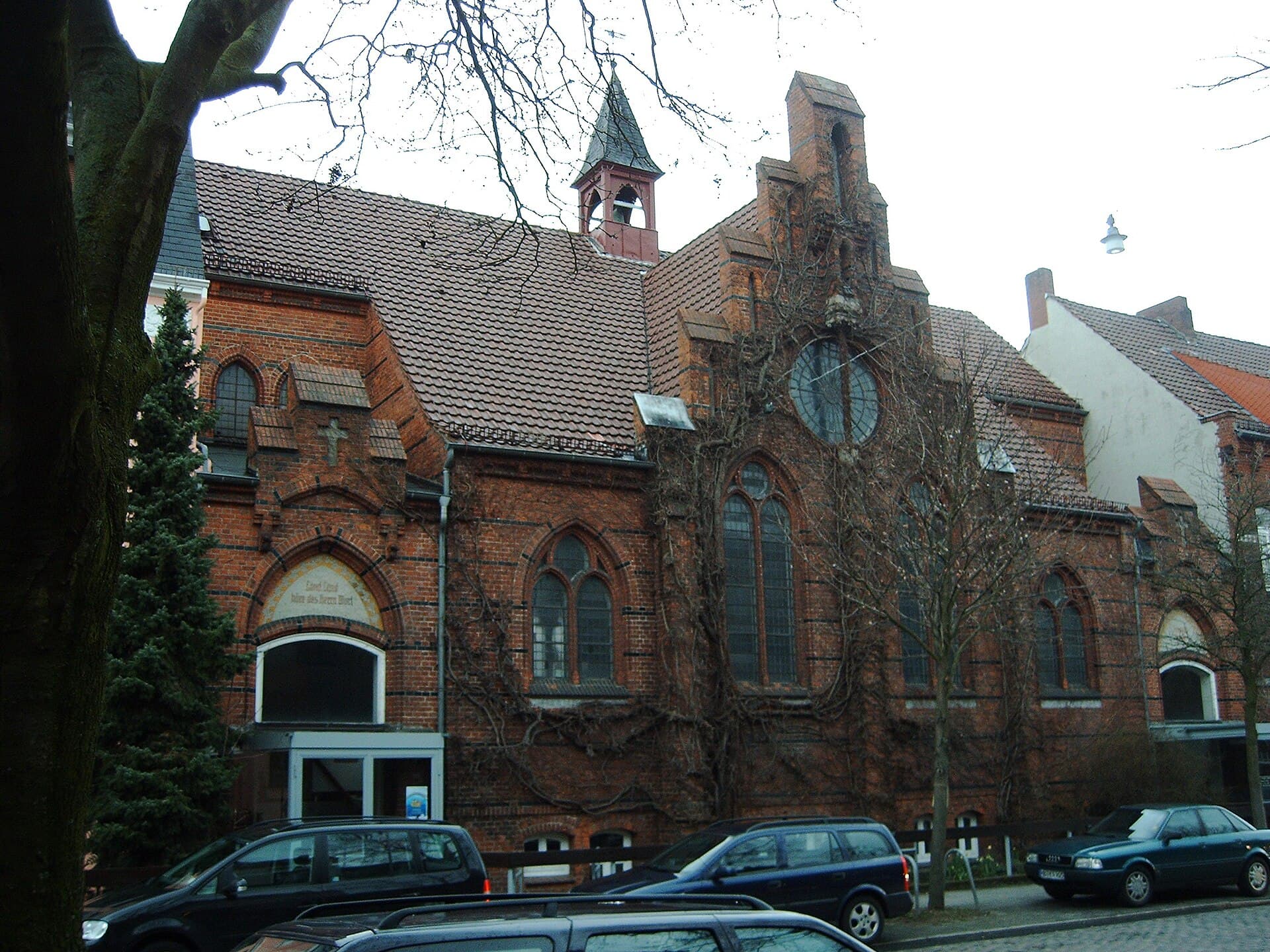 Immanuel Chapel: Historic Serenity in Bremen’s Walle District
