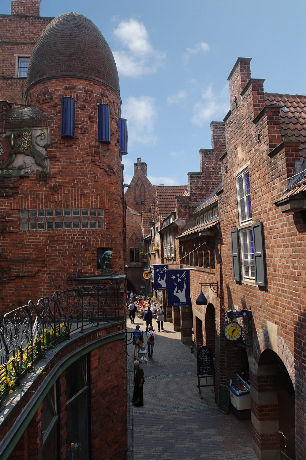 Böttcherstraße in Bremen: Expressionist Architecture and Cultural Treasures