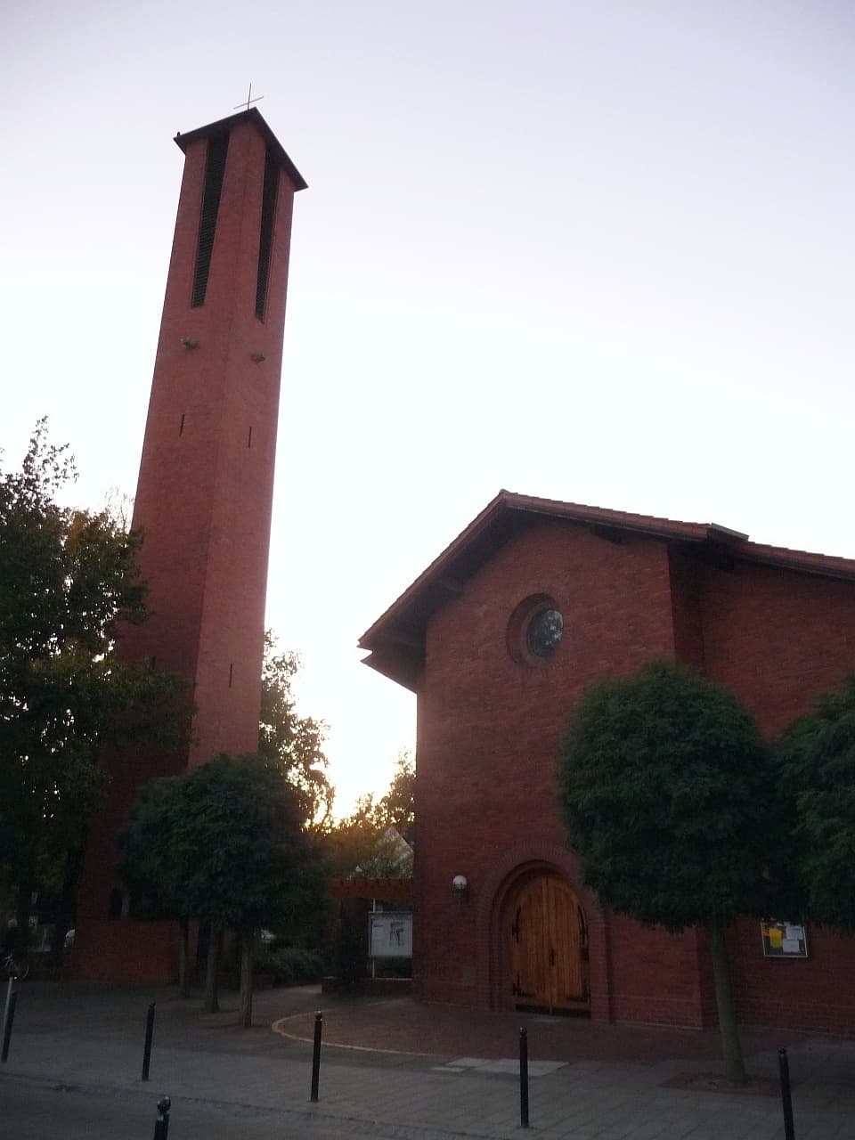 St. Georg Church: Quiet Heritage in Bremen-Ost