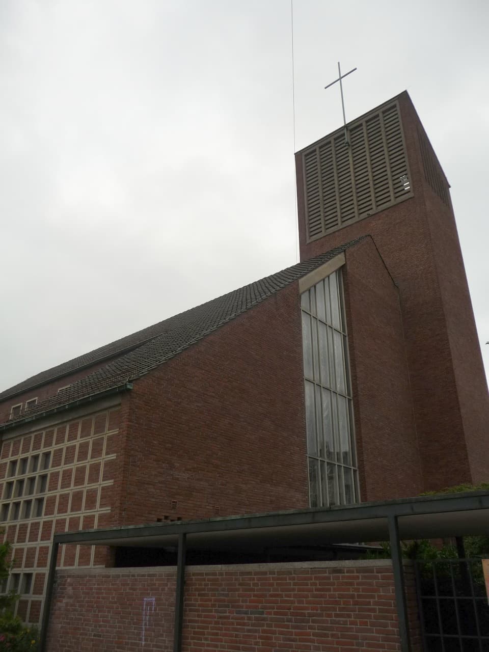 Hohentor-Kirche: A Quiet Sanctuary in Bremen’s Neustadt District