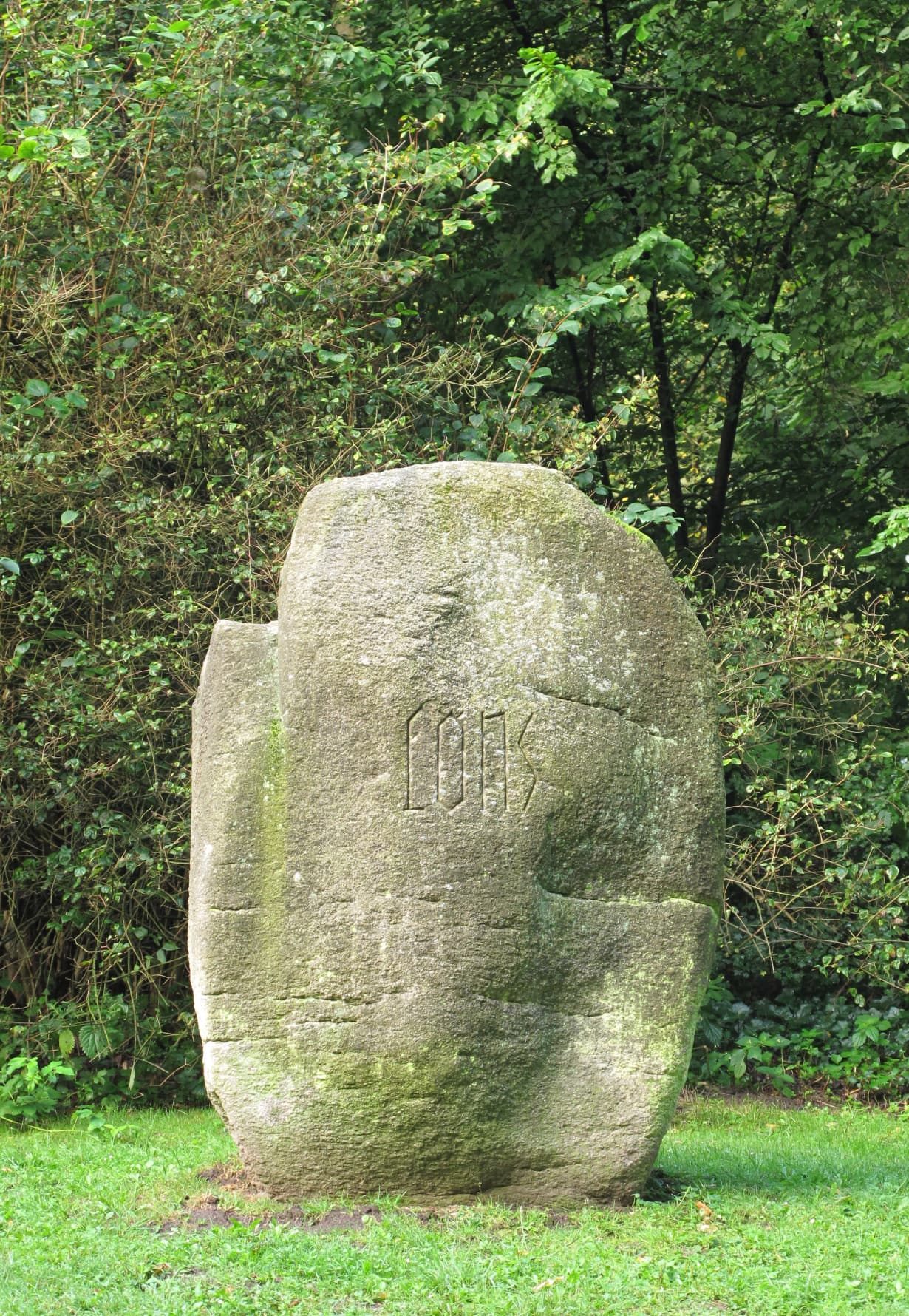 Hermann Löns Denkmal: Bremen’s Quiet Tribute to the Heathland Poet