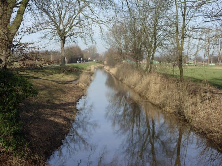 Deichschloot: Peaceful River Walks Near Bremen