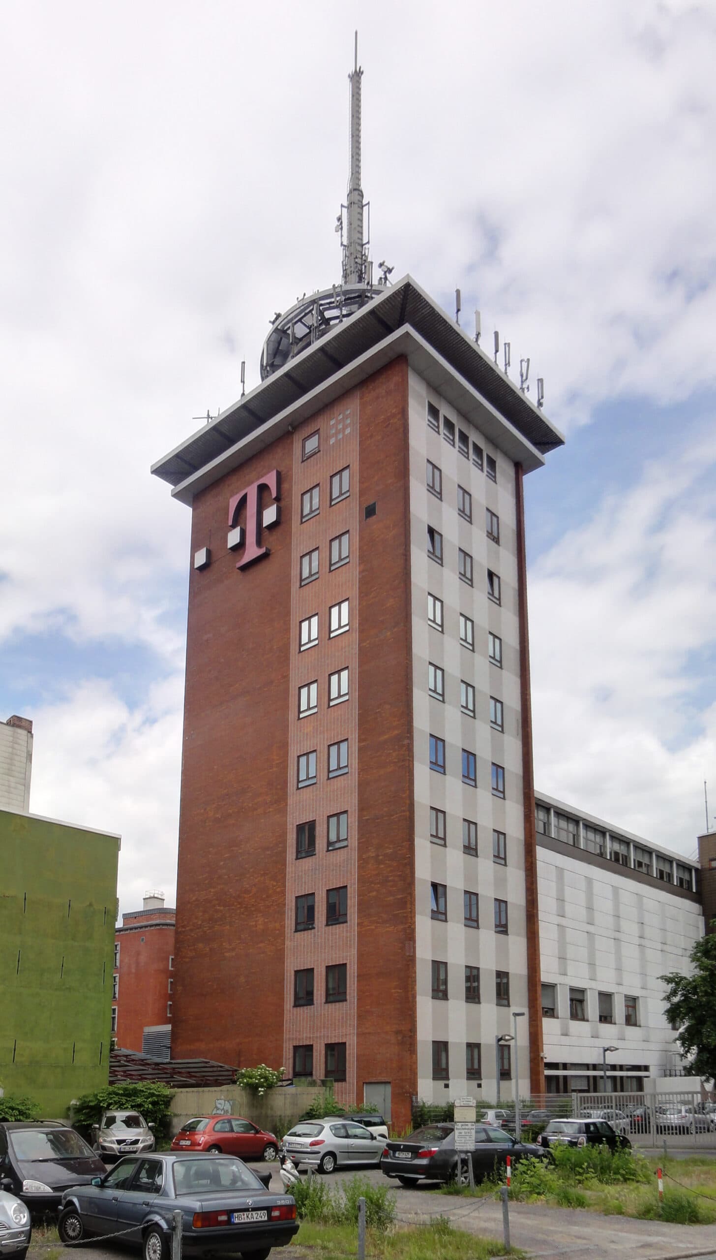 Fernmeldeturm Bremen: Views from the City’s Tallest Broadcasting Tower