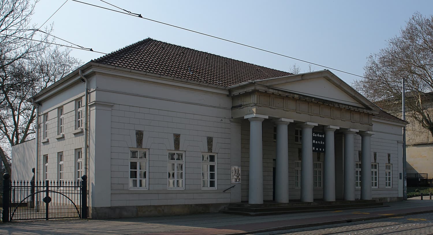 Gerhard Marcks House: Sculptural Expression in Central Bremen