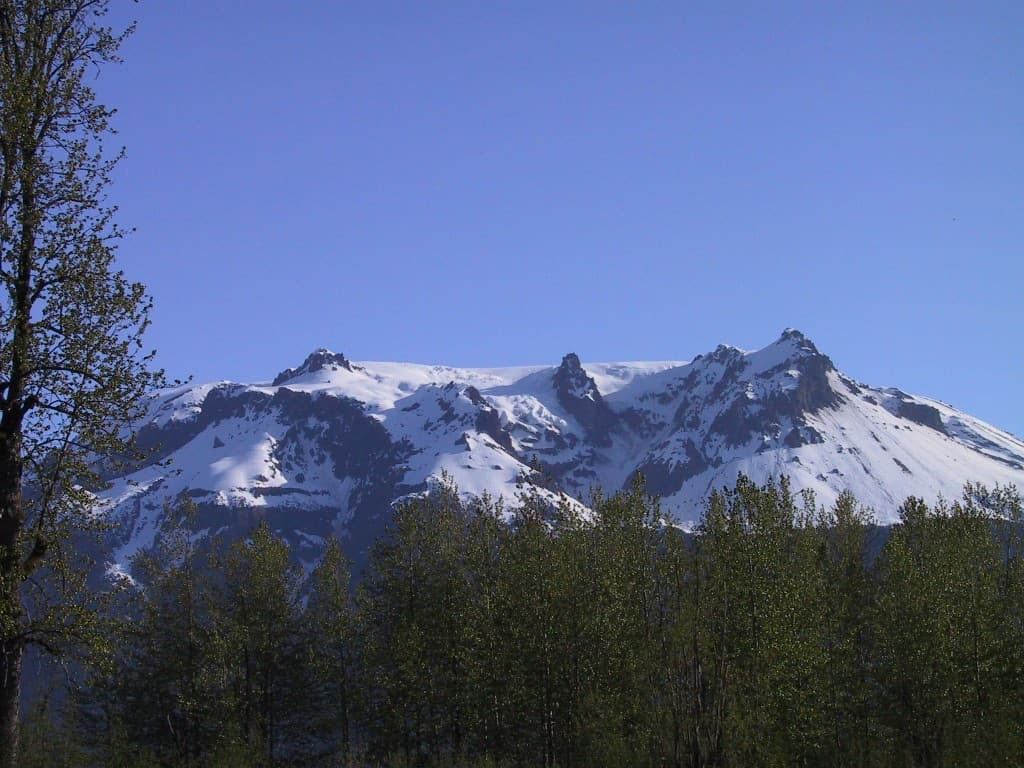 Hoodoo Mountain: Remote Volcanic Landscapes in British Columbia
