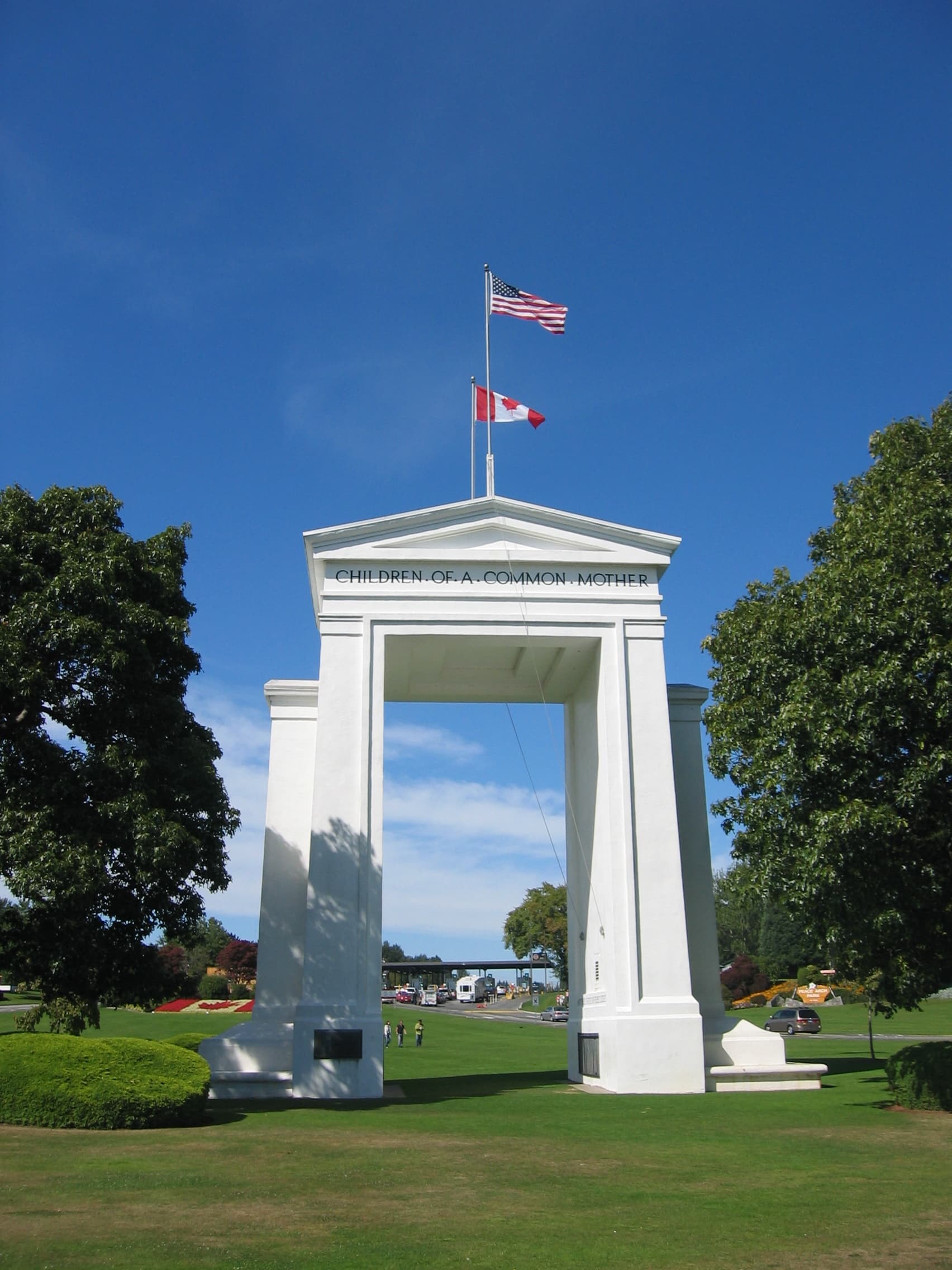 Peace Arch: The Historic Monument Marking Peace on the Canada-US Border