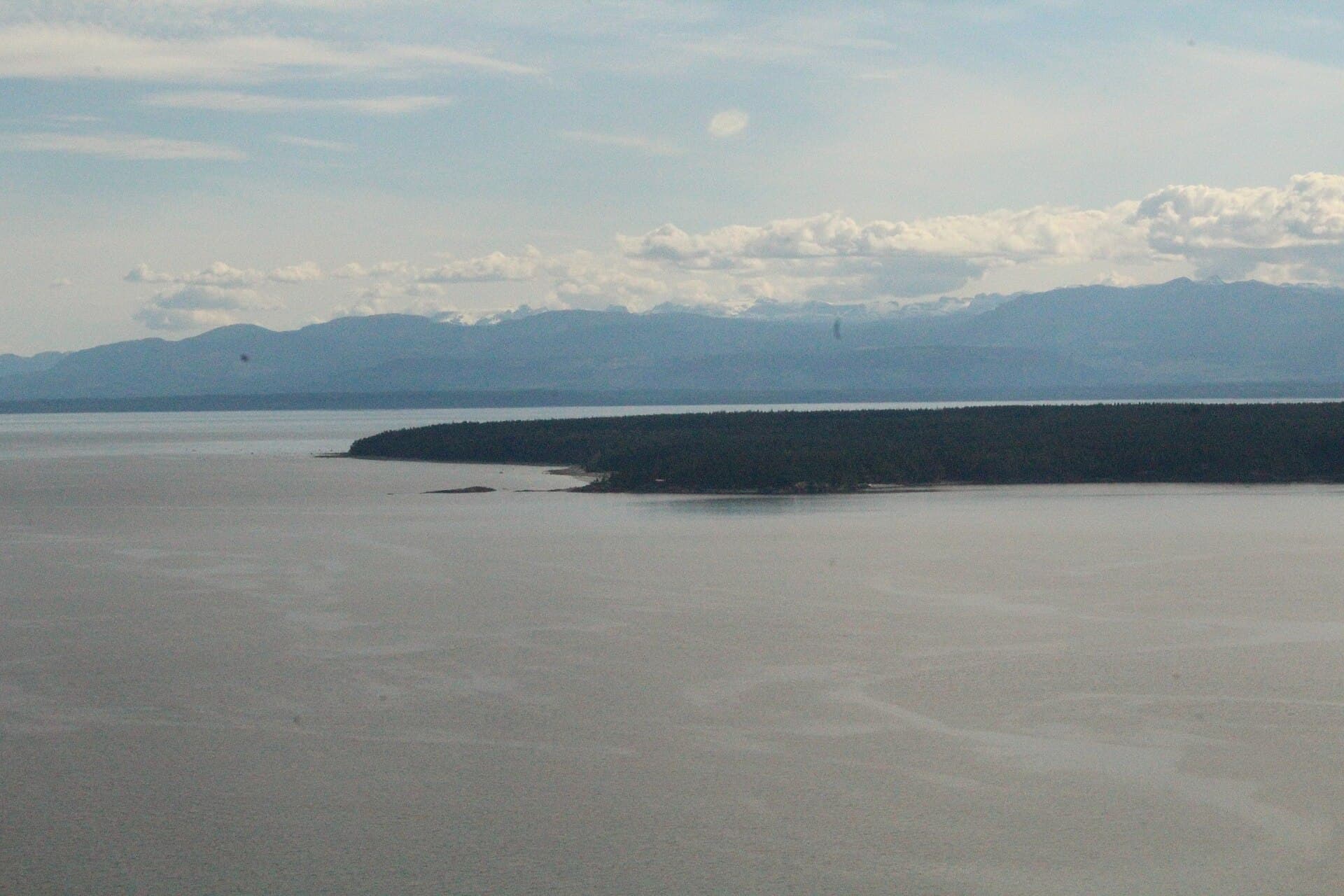 Hernando Island: Secluded Beaches and Marine Wilderness in British Columbia