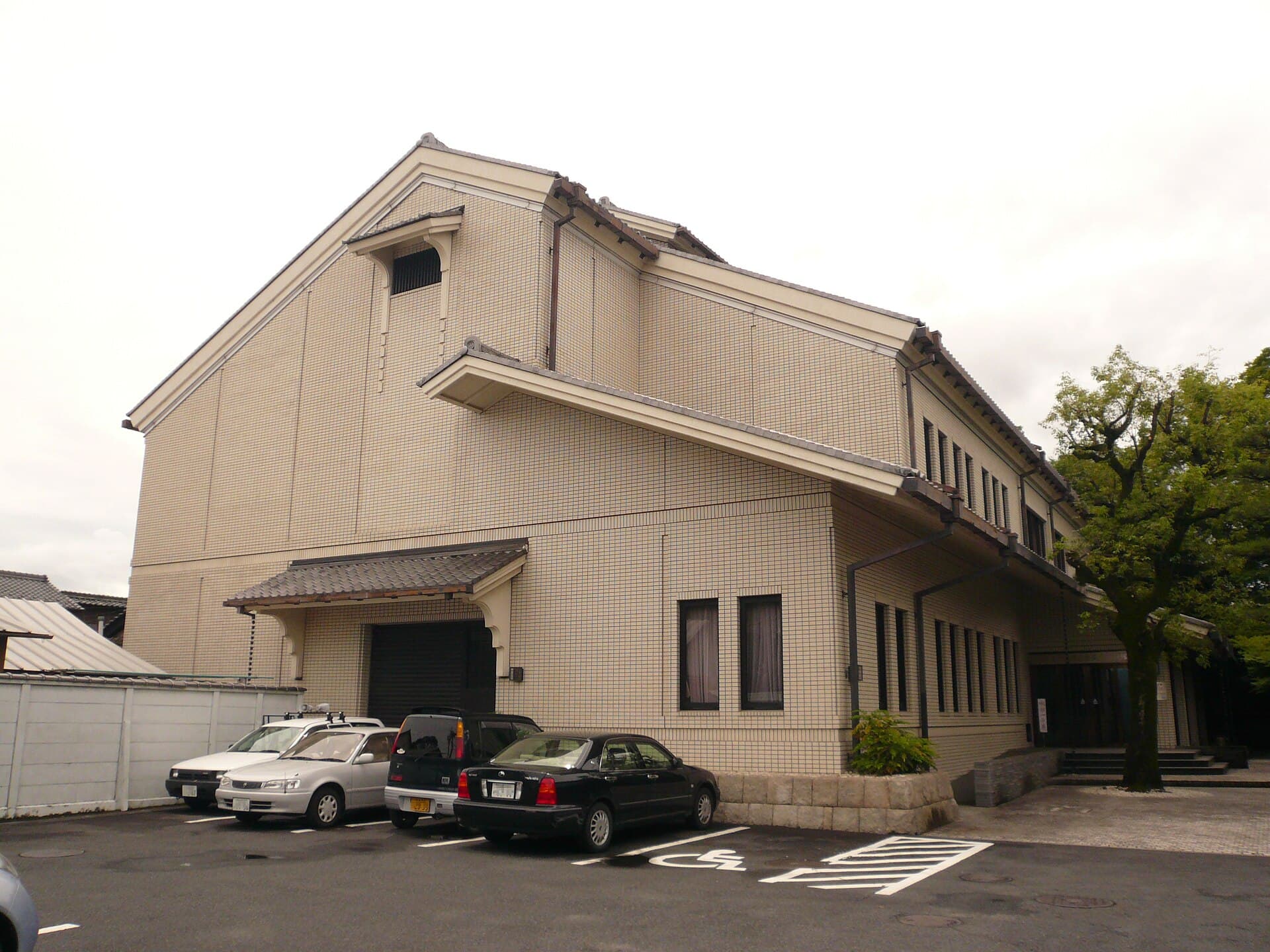 Ichinomiya Bisai Museum of History and Folklore: Textile Heritage in Aichi