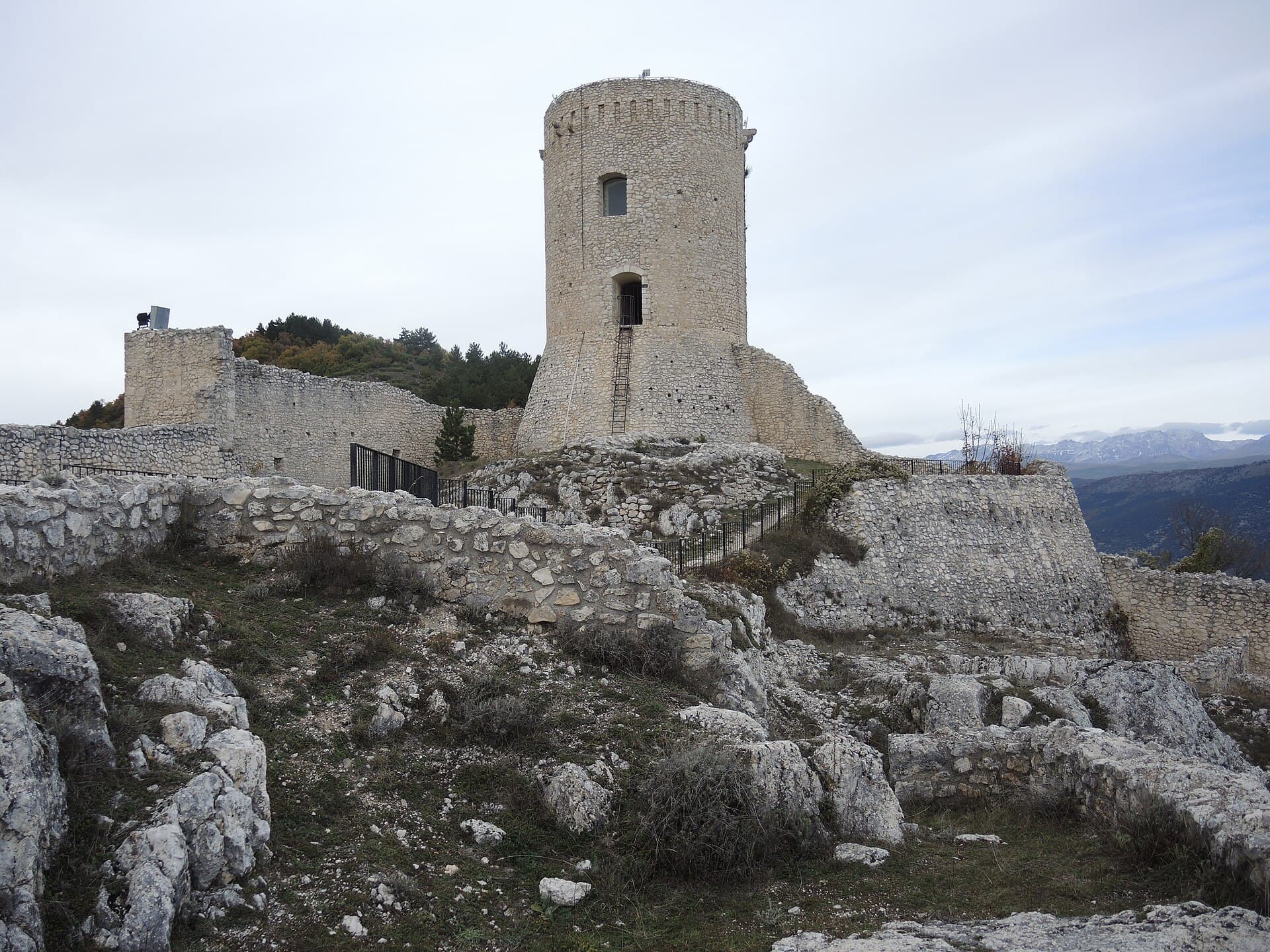 Castle of Bominaco: Medieval Fortress Above Caporciano