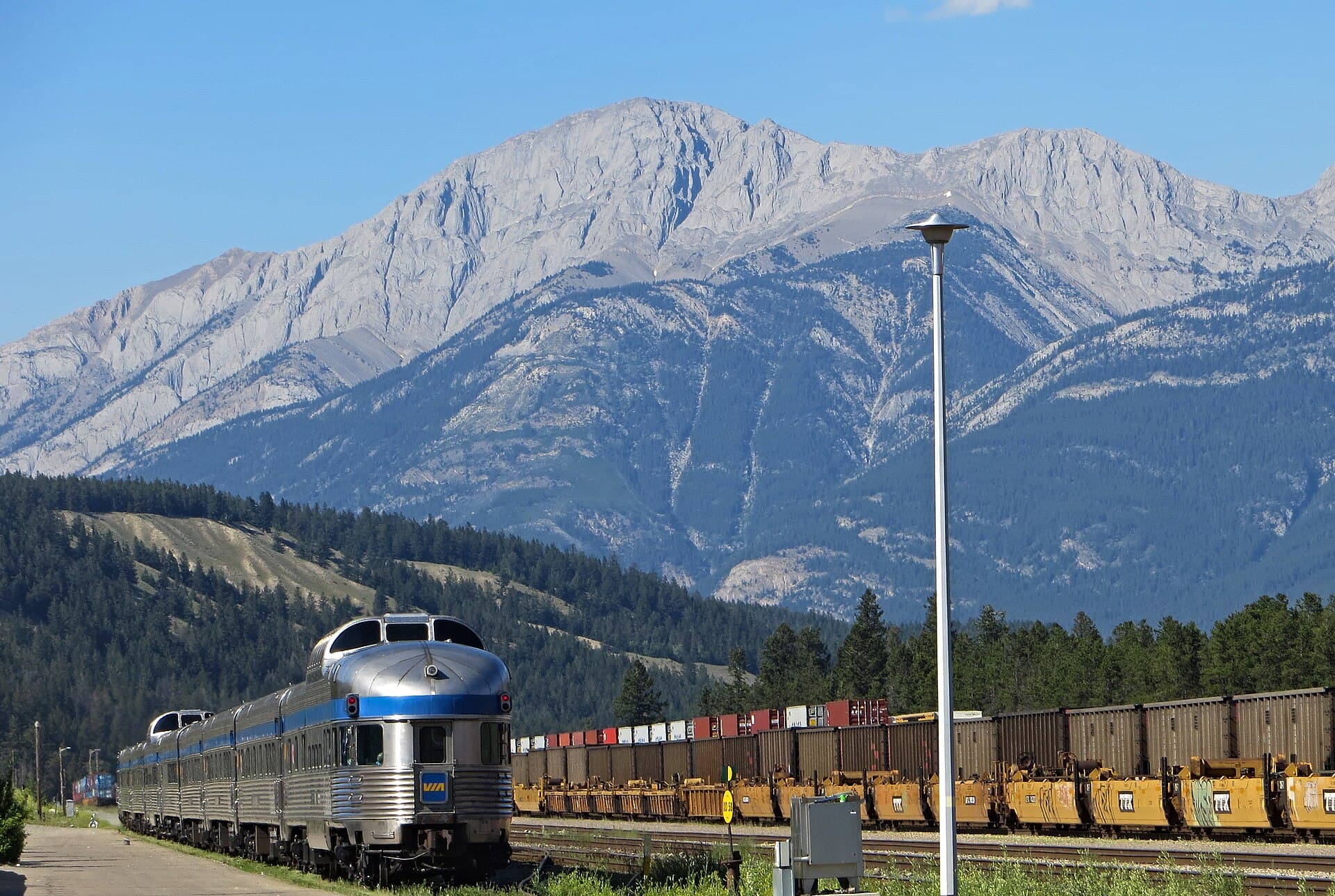 Hawk Mountain Alberta: Rugged Hiking and Panoramic Views in the Canadian Rockies