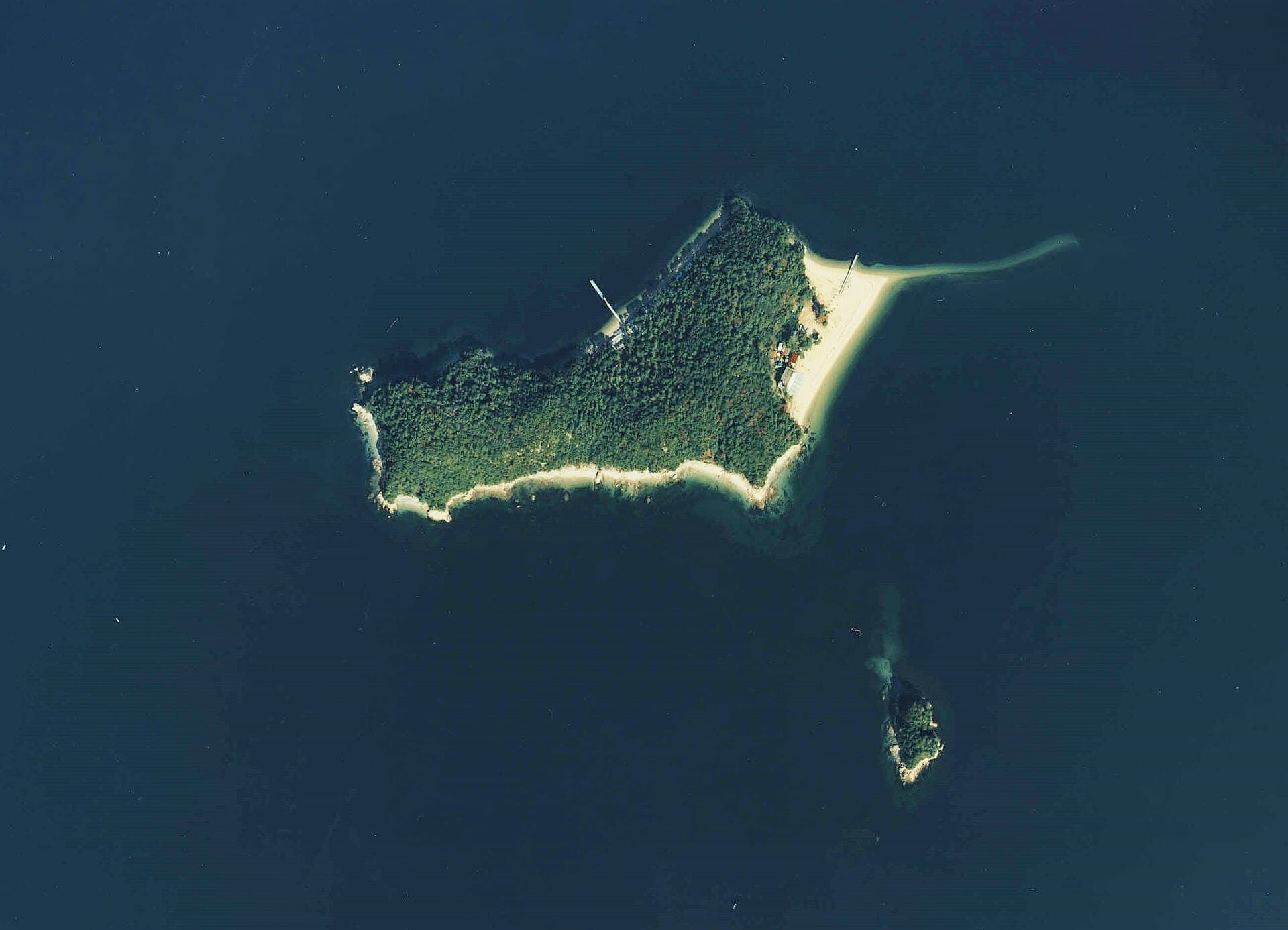 Mikawa-Ōshima: Quiet Island Escape Near Gamagōri