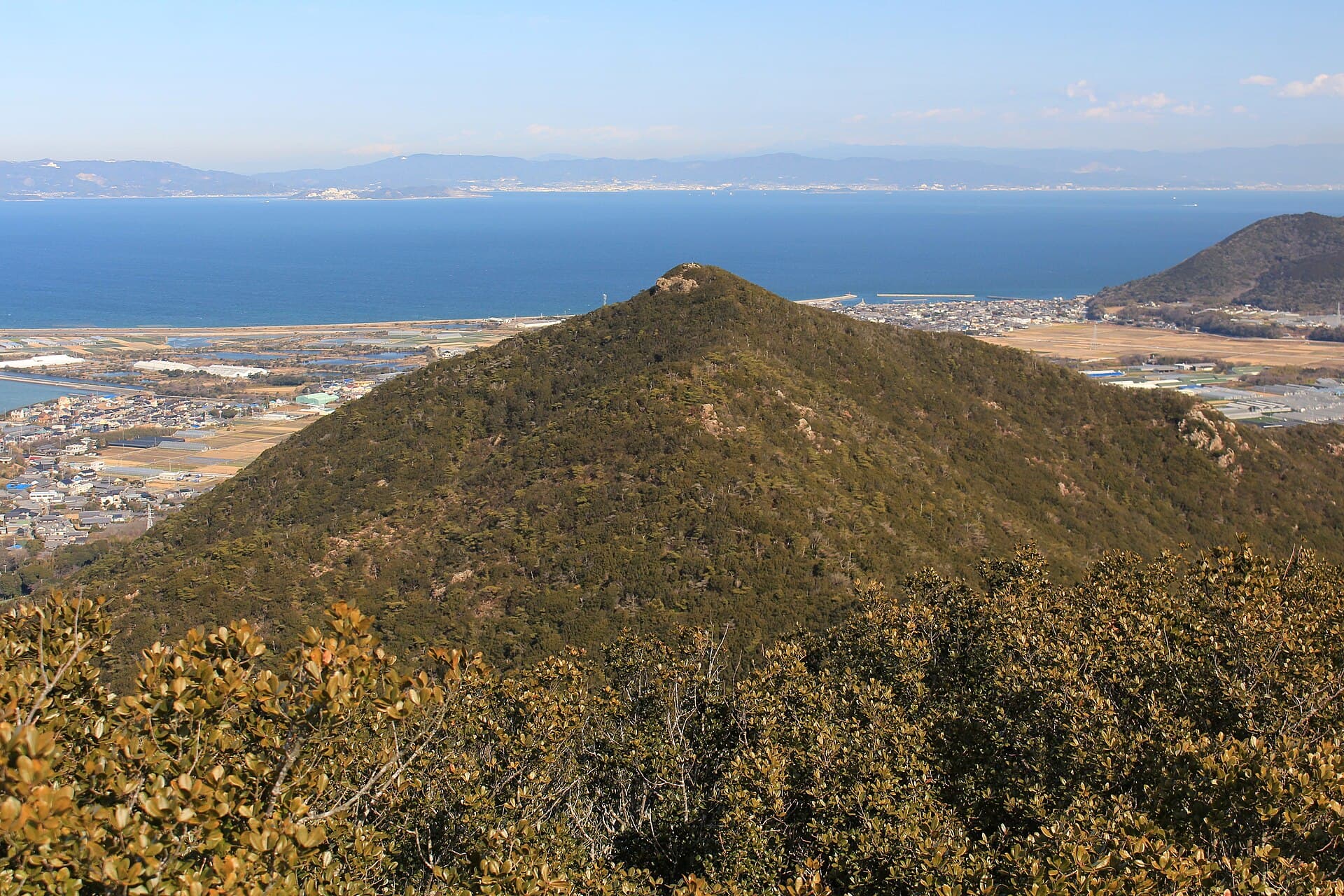 Mount Amagoi: Hiking Tahara’s Quiet Coastal Peak