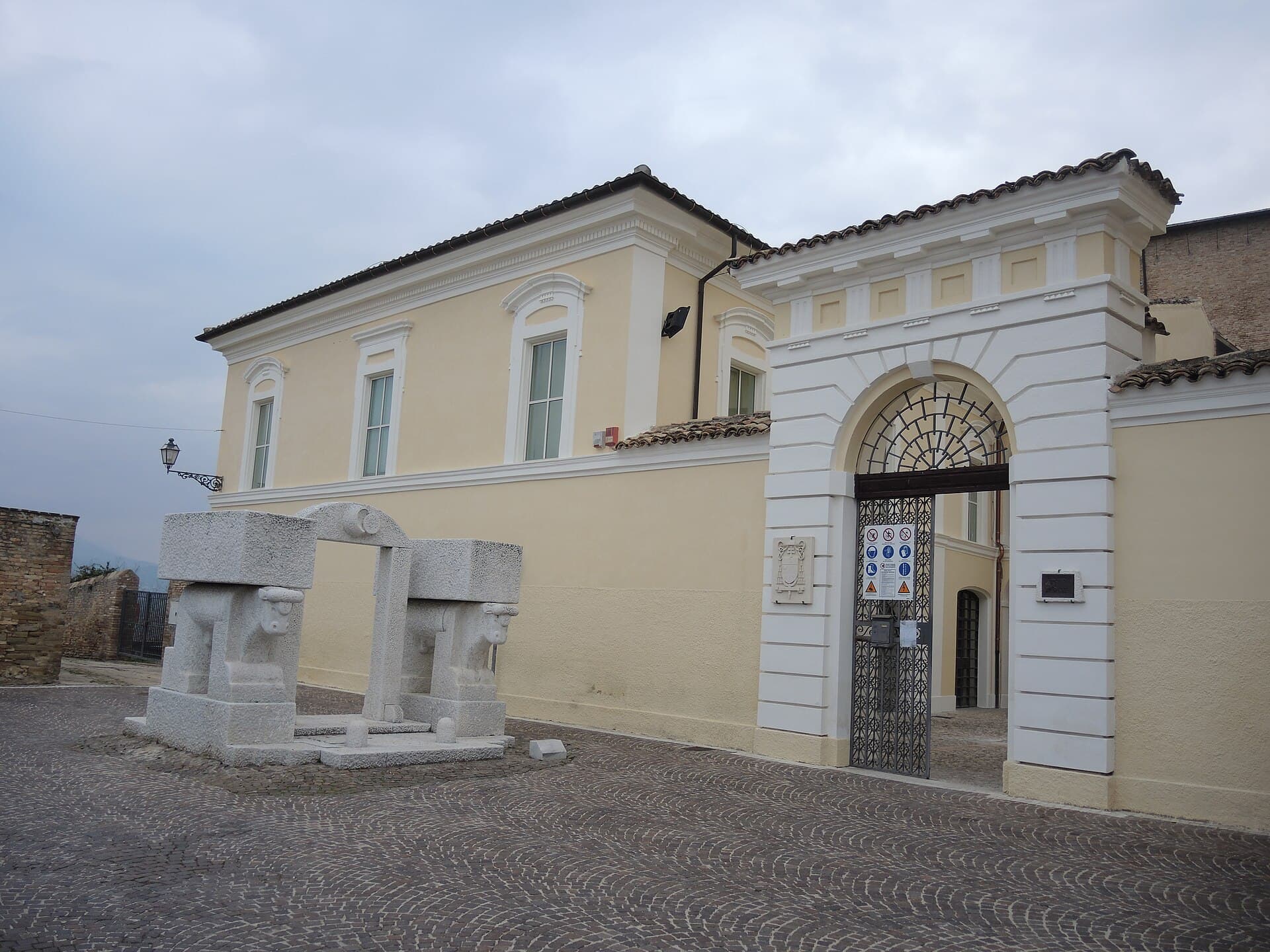 Museo Civico Diocesano: Sacred Art and Local History in Atri, Abruzzo