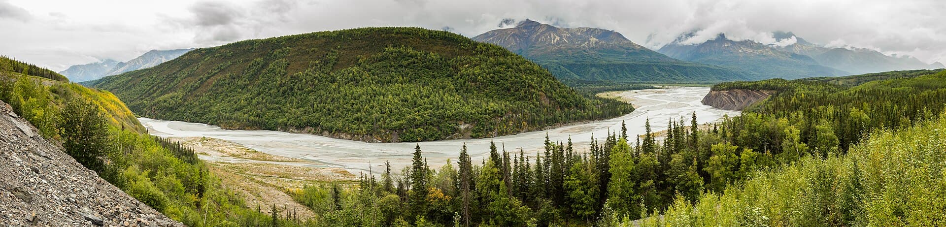 Matanuska River: Rafting, Fishing, and Glacier Views in Alaska’s Mat-Su Valley