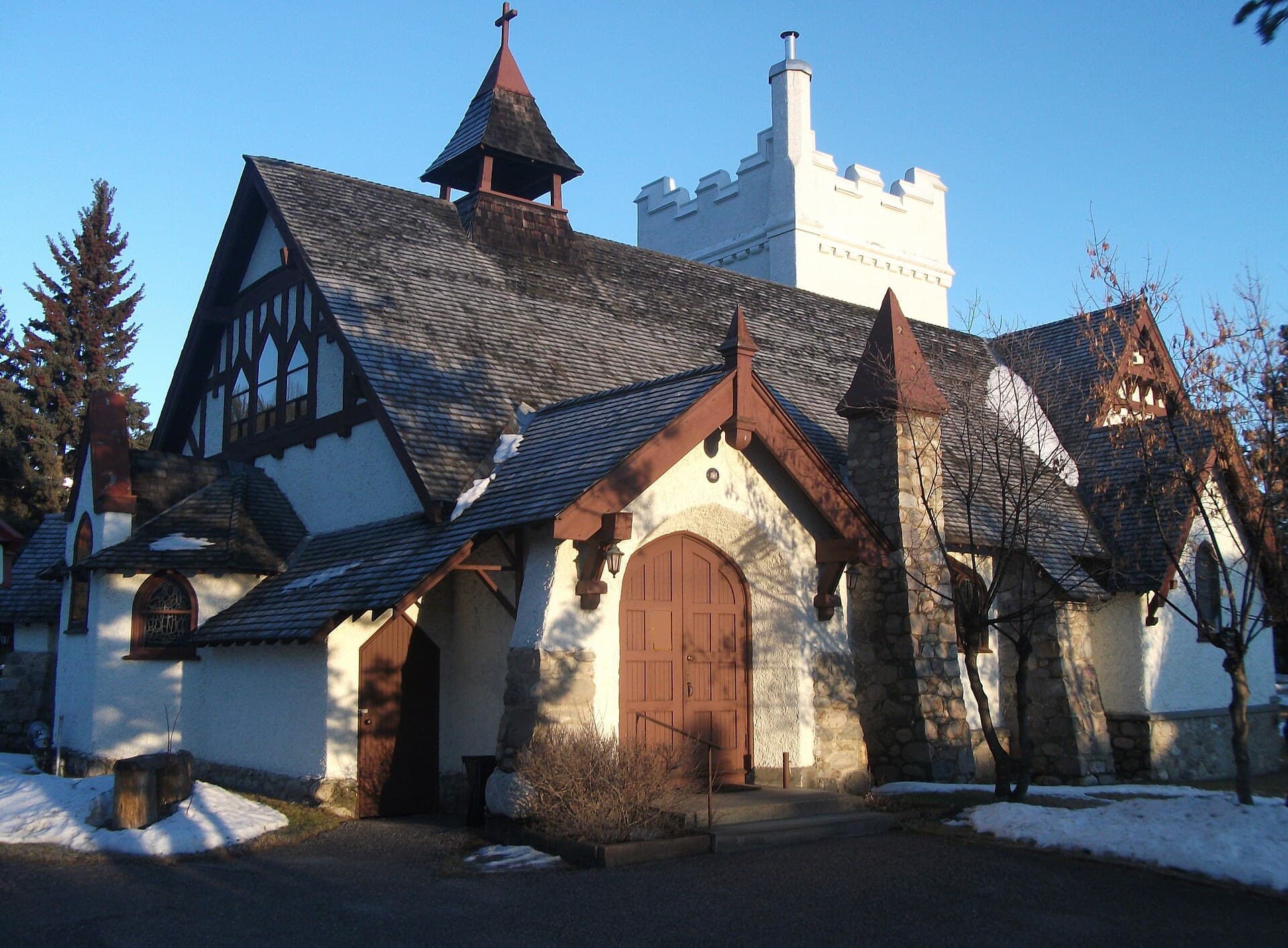 St. Mary & St. George Anglican Church: A Historic Sanctuary in Jasper