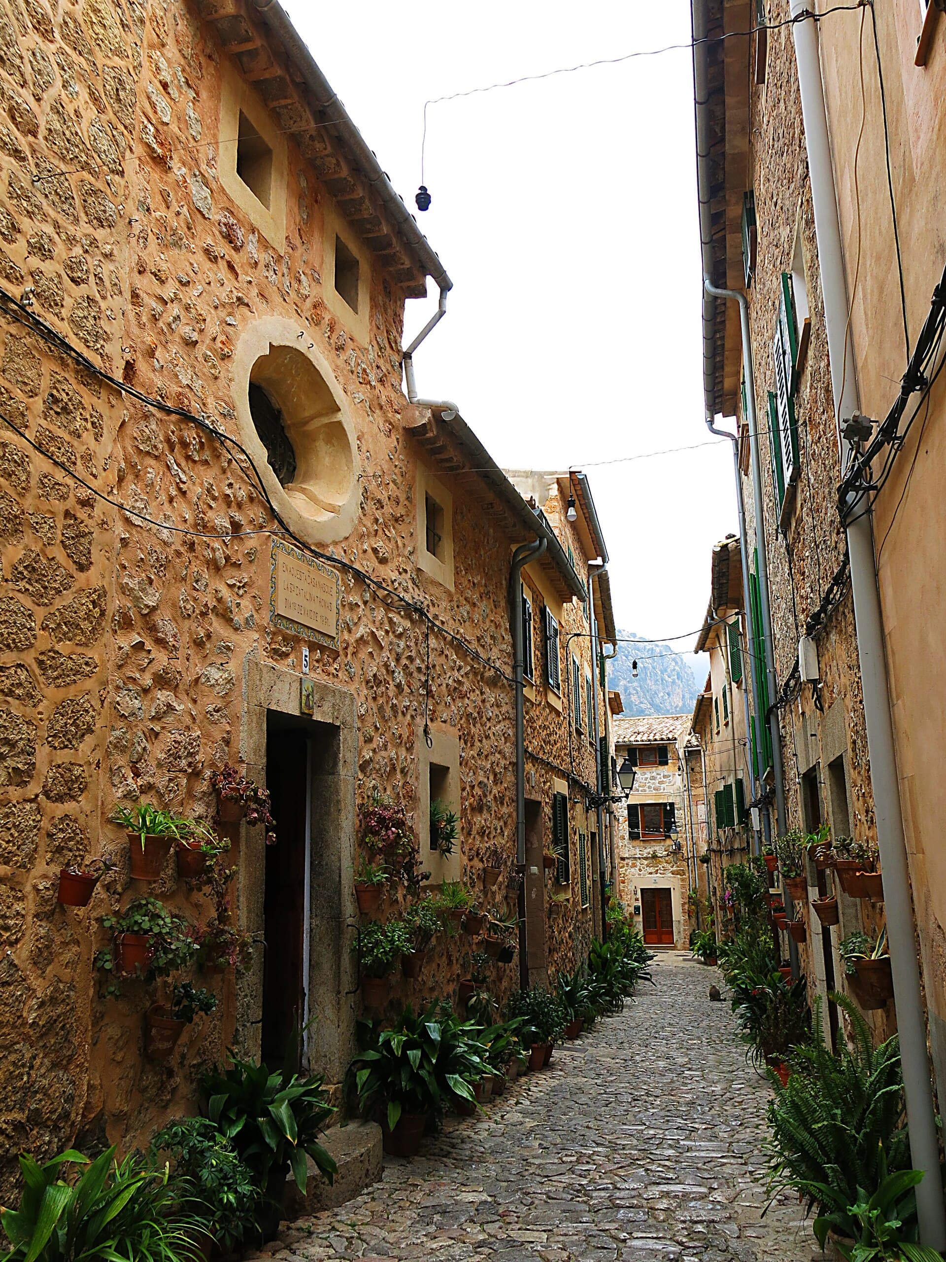Casa Natal de Santa Catalina Thomàs: Birthplace Museum of Mallorca’s Saint