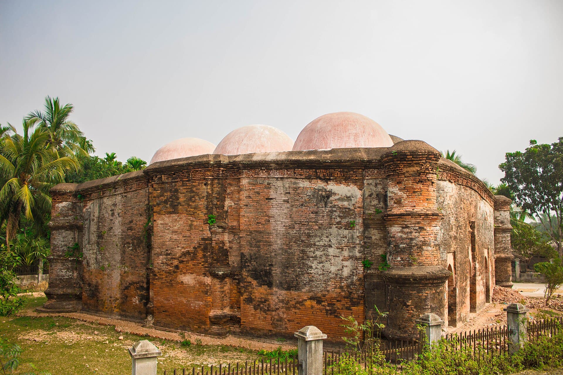 Mosjidkur Mosque: Tracing Centuries of History at Bangladesh’s Rural Archaeological Site