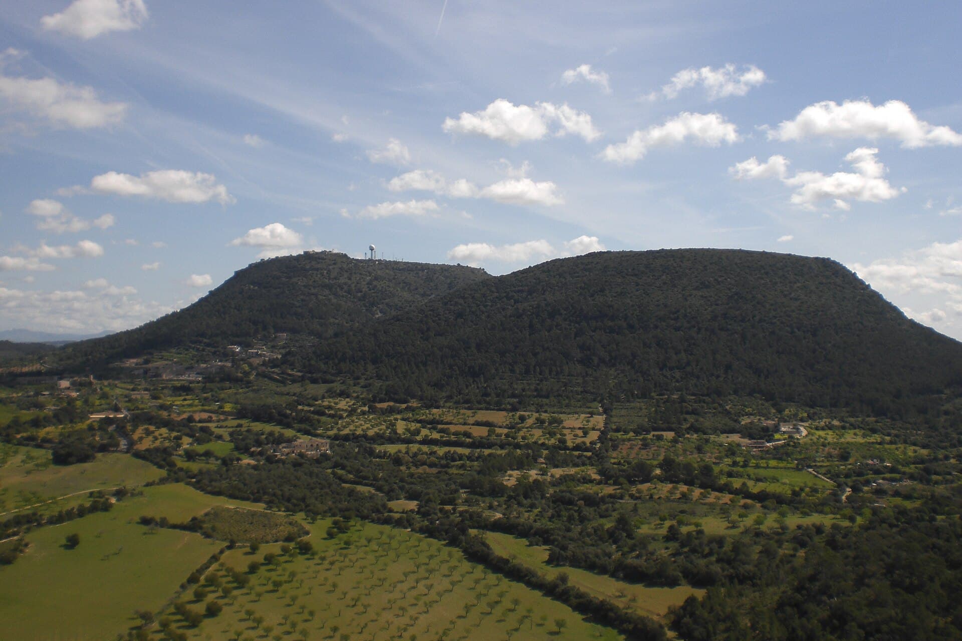 Puig de Son Reus: Hiking Mallorca’s Quiet Summit in the Balearic Hills