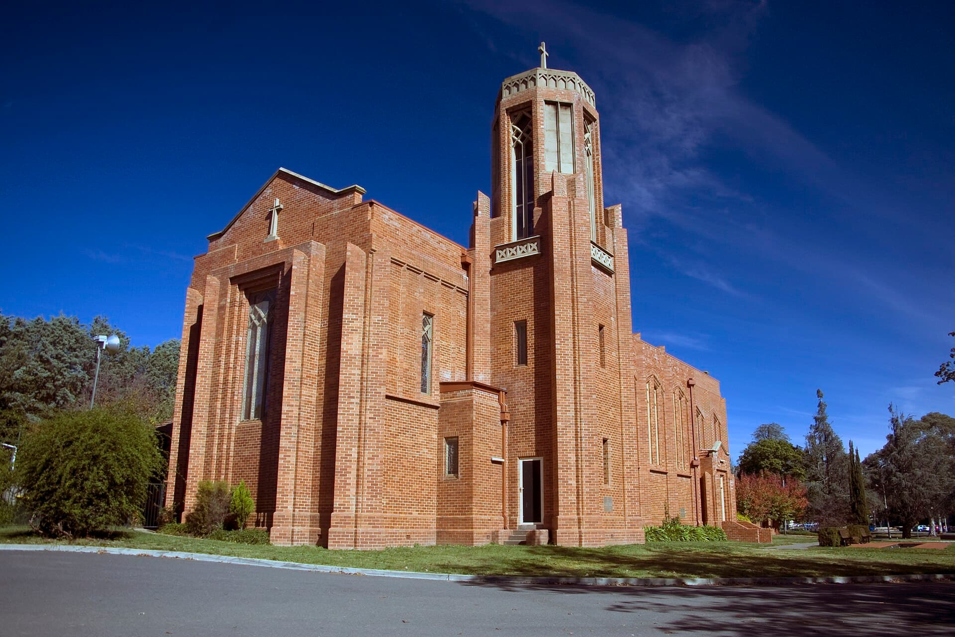 St Paul’s Church, Manuka: Heritage and Serenity in Canberra’s Manuka Village