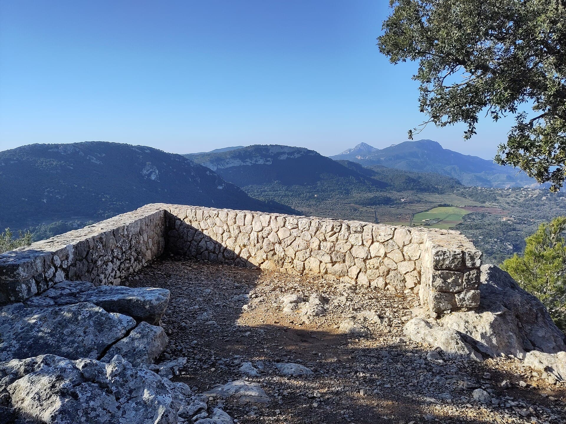 Mirador de na Torta: Panoramic Views Across Mallorca’s Southwestern Coast