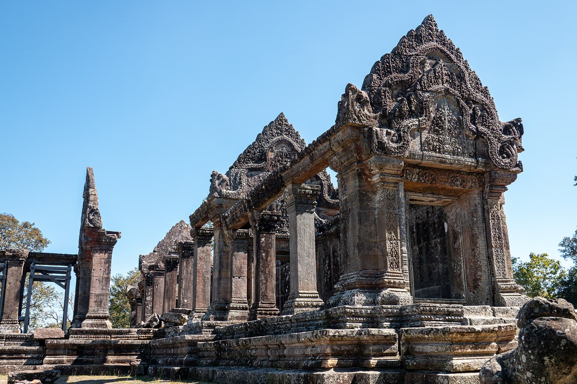 Preah Vihear Temple: Cambodia’s Cliff-Top Khmer Masterpiece