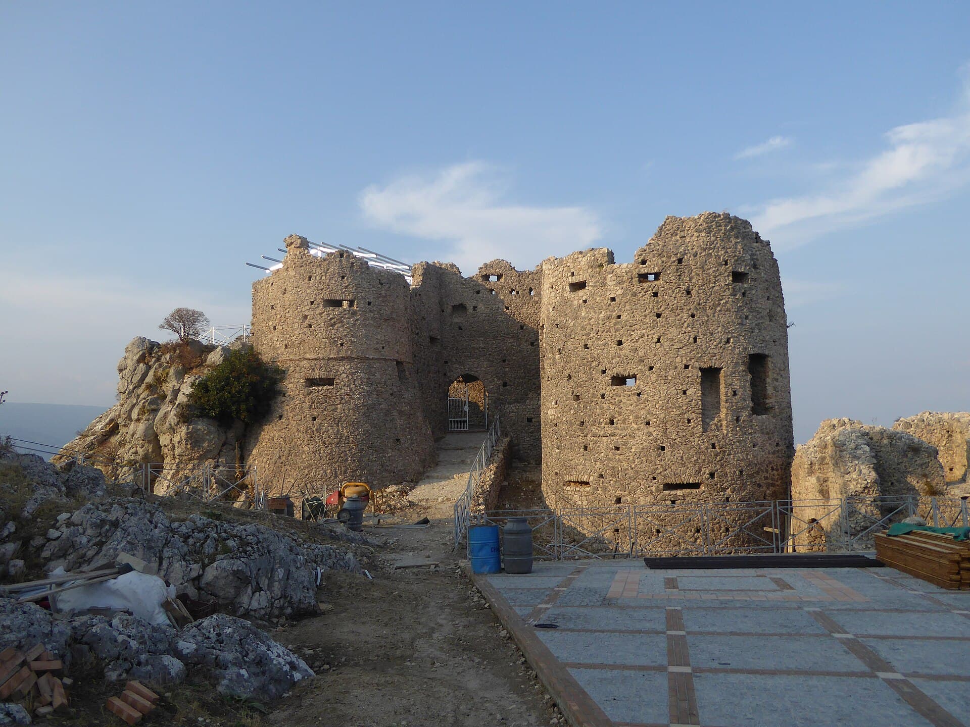 Castle of Stilo: Calabria’s Norman Fortress Above the Locride Hills