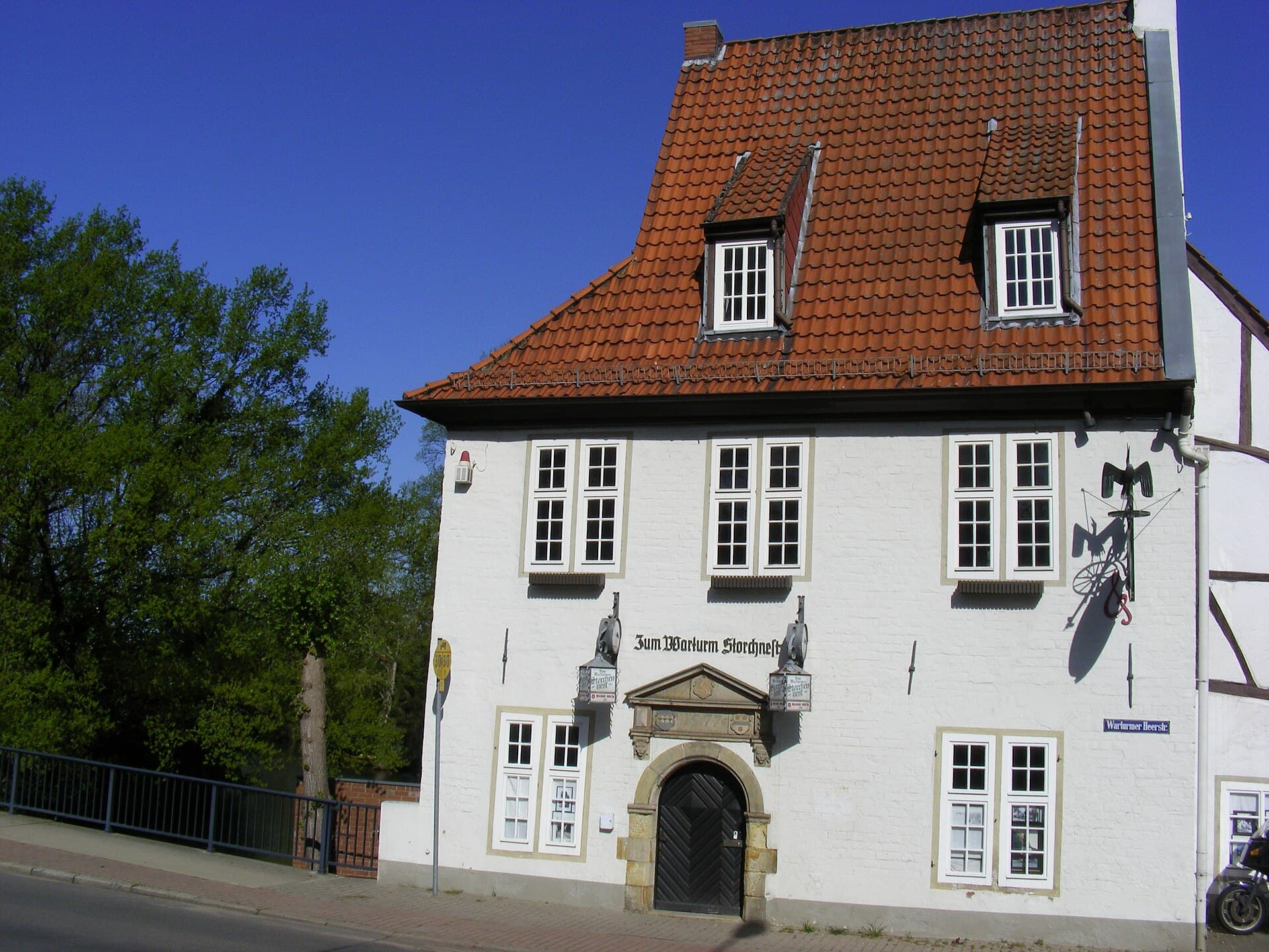 Warturm und Storchnest: Bremen’s Historic Watchtower and Stork Sanctuary