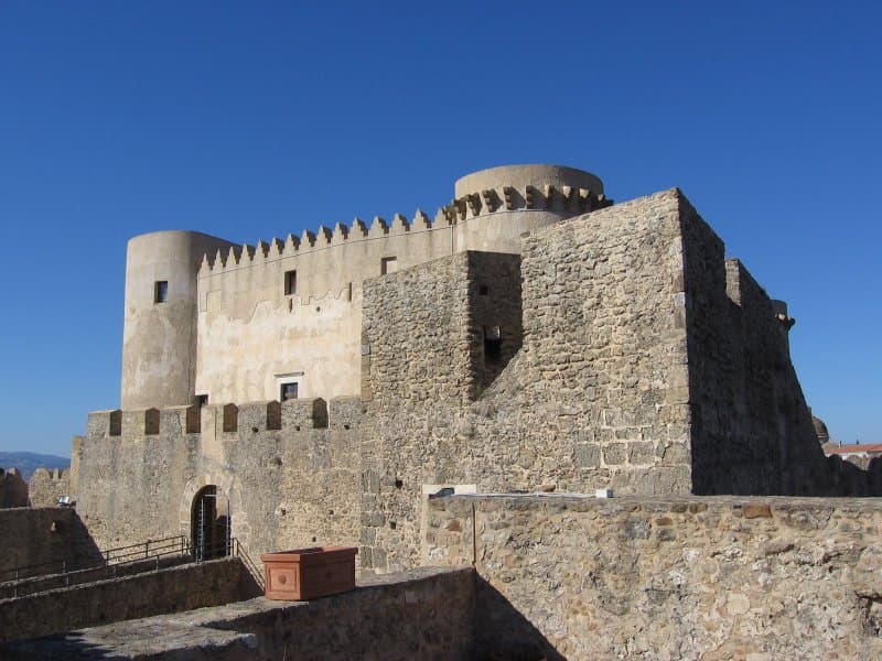 The Castle of Santa Severina: Norman Fortress Overlooking Calabria’s Neto Valley
