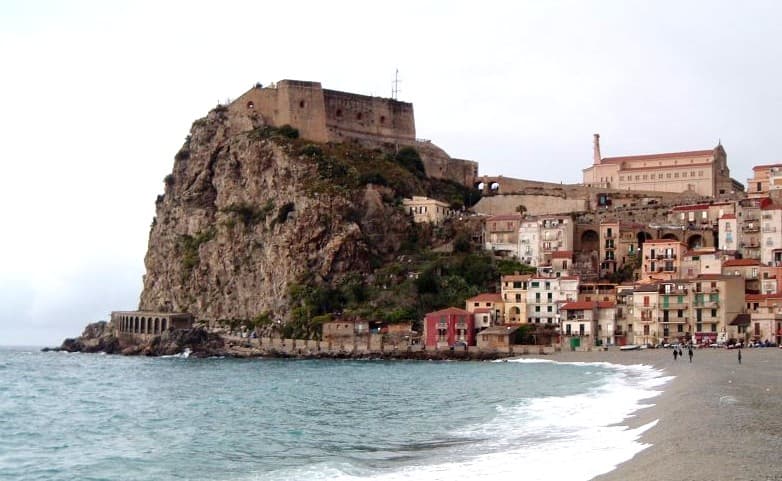 Castello Ruffo di Scilla: Myth, Sea Views, and Calabria’s Coastal Fortress