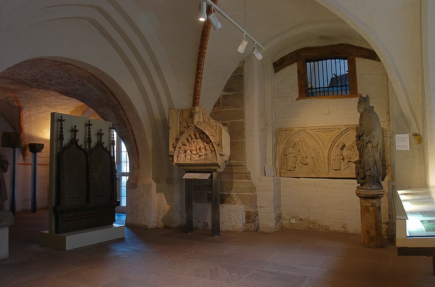Dom Museum Bremen: Cathedral Treasures in the Heart of the Hanseatic City