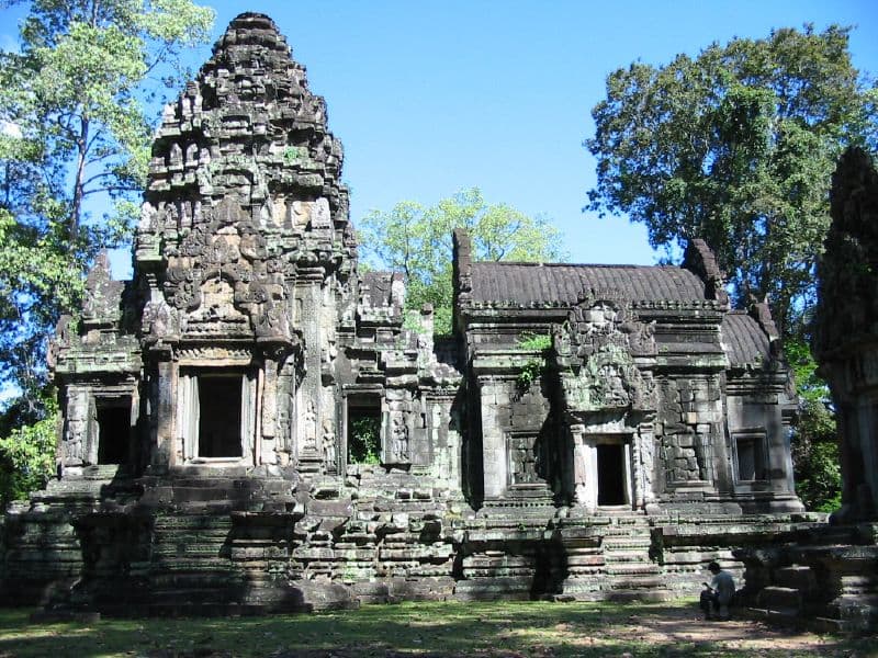 Thommanon: A Serene 11th-Century Temple in Angkor